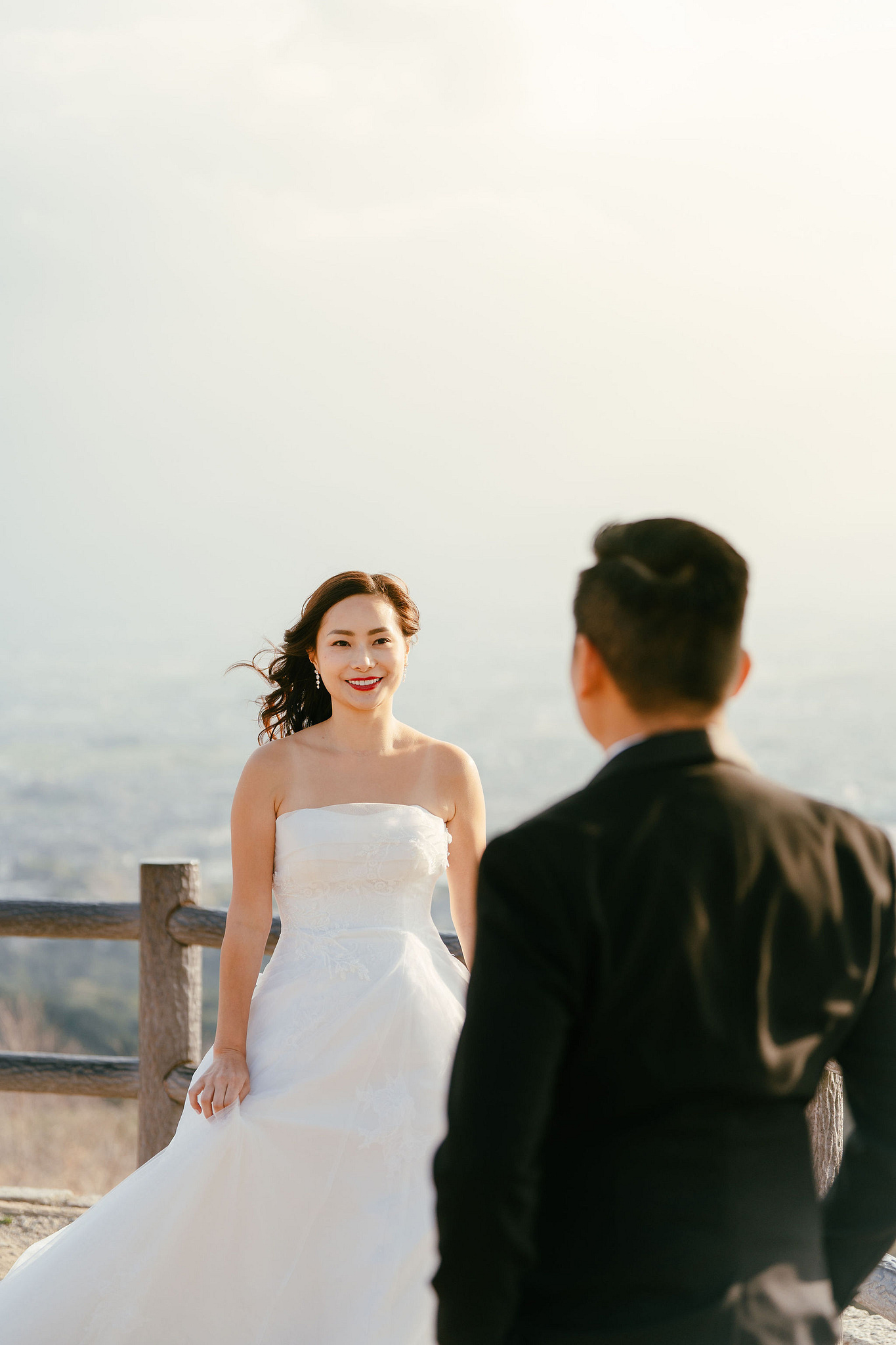 Kyoto Pre-Wedding Photoshoot | Gion Canal, Ninenzaka & Mount Wakakusa at Mount Wakakusa, Nara pre-wedding photo