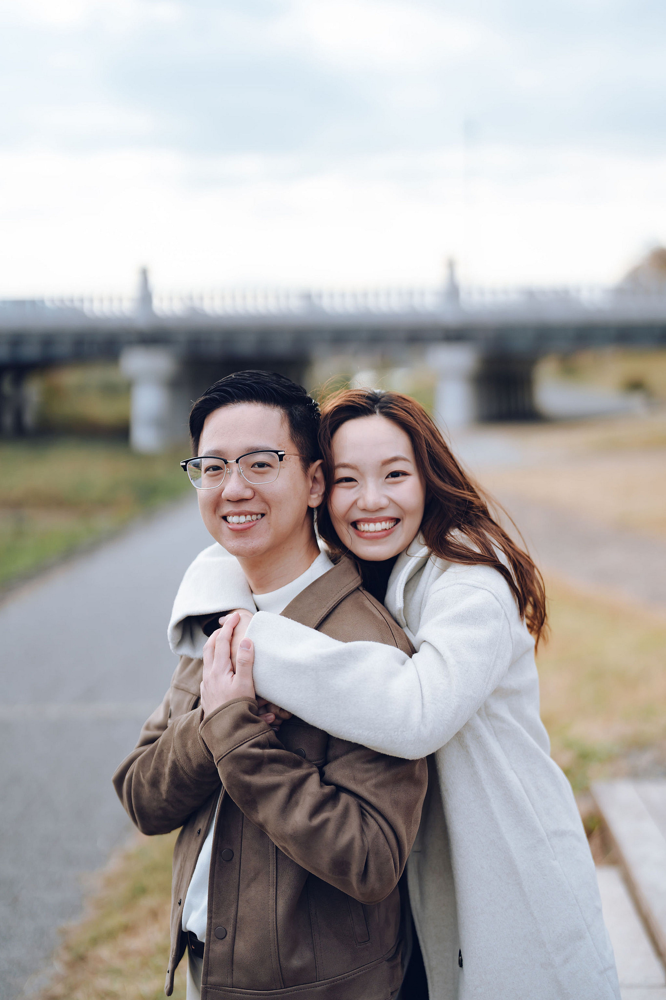 Kyoto Pre-Wedding Photoshoot | Kamo River, Nara Deer Park & Mt. Wakakusa at Kamo River pre-wedding photo