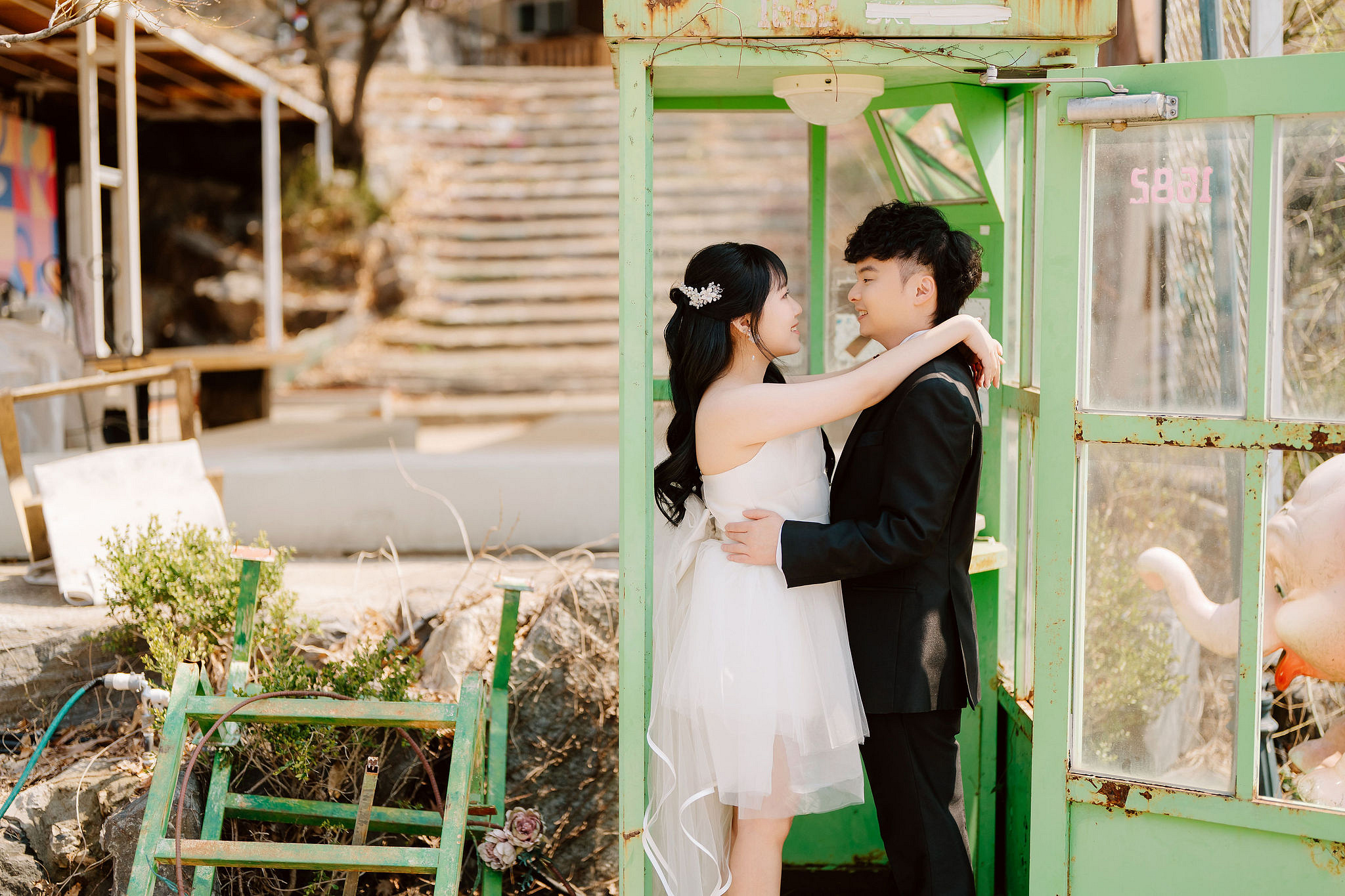 Seoul Pre-Wedding Photoshoot | Yongma Land, Seoul Forest & Namsangol Hanok Village at Yongma Land Amusement Park pre-wedding photo