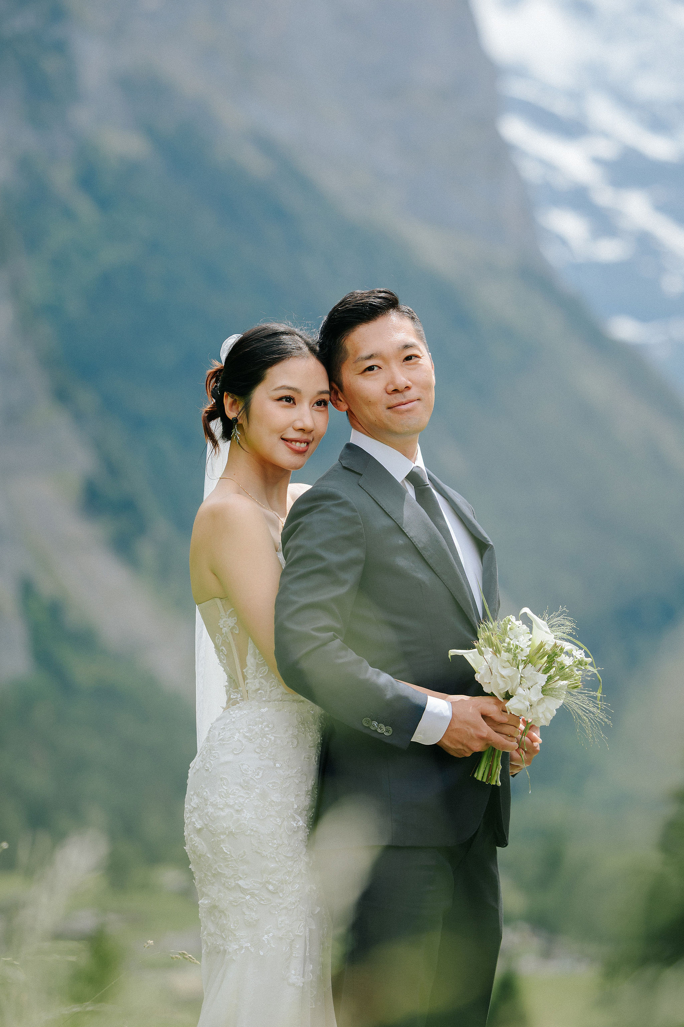 Switzerland Pre-Wedding Photoshoot | Grindelwald Village & Lauterbrunnen & Lake Lungern at Grindelwald Village pre-wedding photo