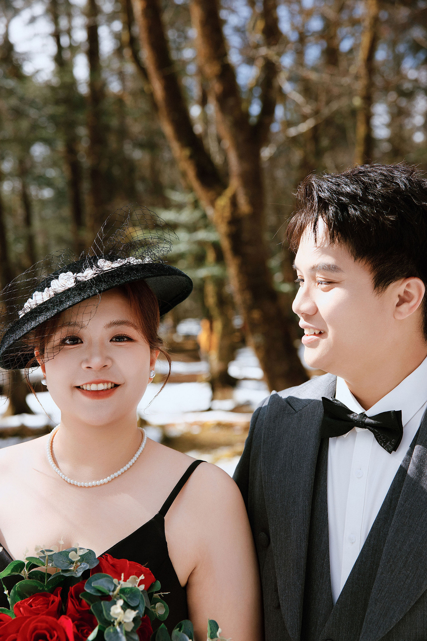 Lijiang Pre-Wedding Photoshoot | Spruce Meadow, Blue Moon Valley & Alpine Lake at Spruce Meadow pre-wedding photo