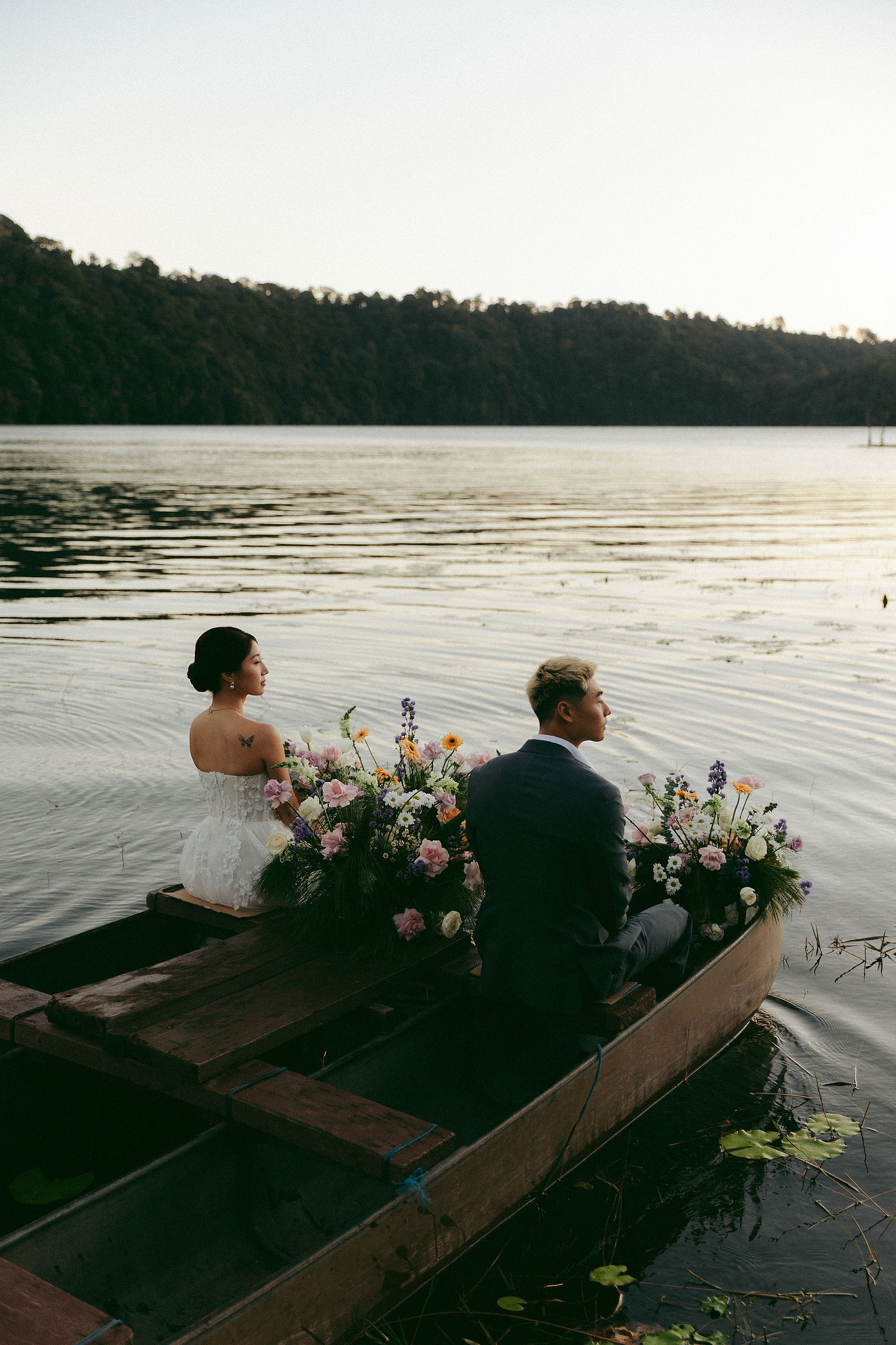 Bali Pre-Wedding Photoshoot | Lake Tamblingan, Kebun Raya Botanic Gardens & Blangsinga Waterfall at Lake Tamblingan pre-wedding photo