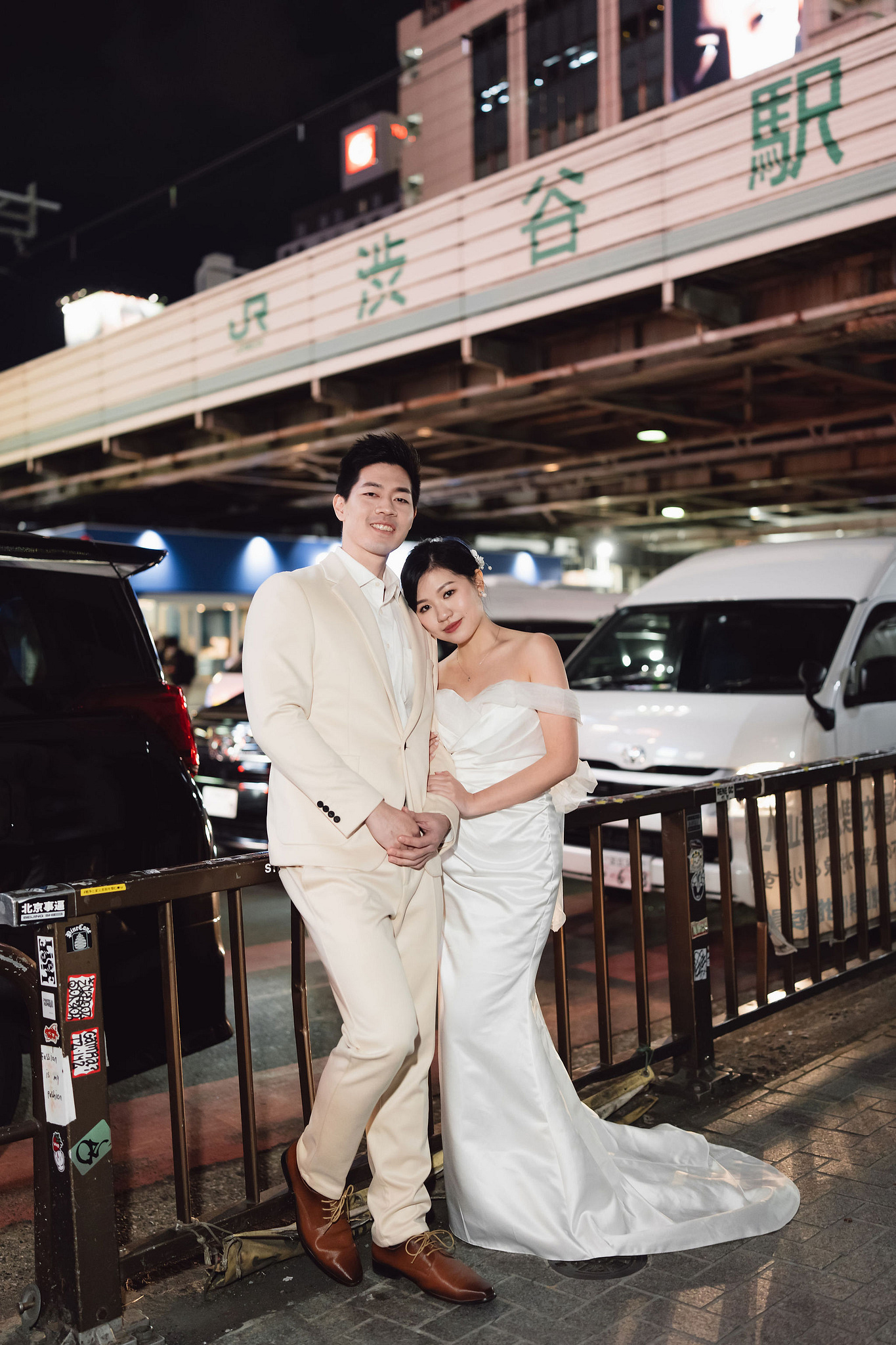 Tokyo Pre-Wedding Photoshoot | Tokyo Shrine, Tokyo Beach & Shibuya at Shibuya pre-wedding photo