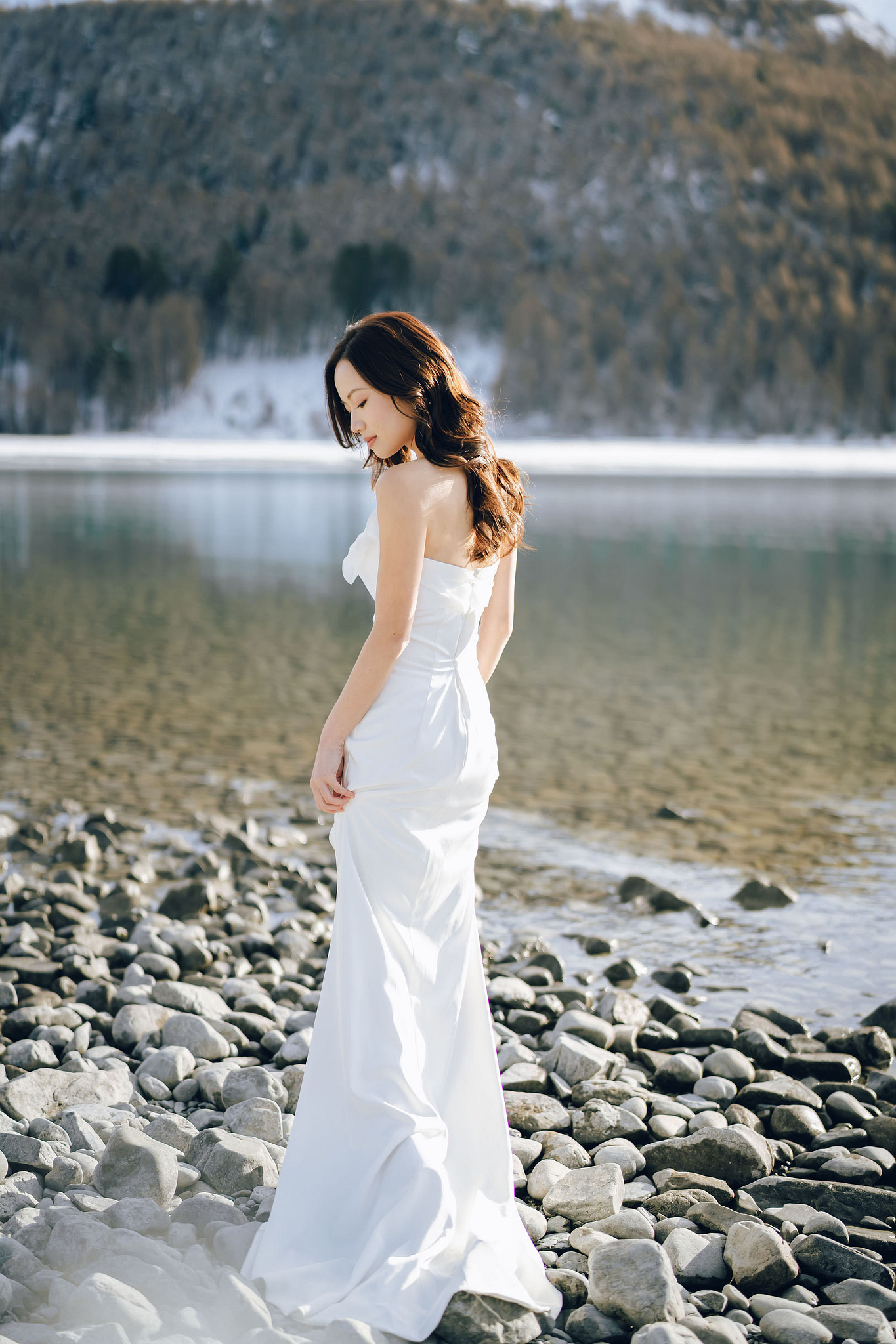 New Zealand Pre-Wedding Photoshoot with Lake Wakatipu, Skippers Canyon, Lake Tekapo, Mount Cook, and Omarama Clay Cliffs at Lake Tekapo & Mount Cook National Park pre-wedding photo