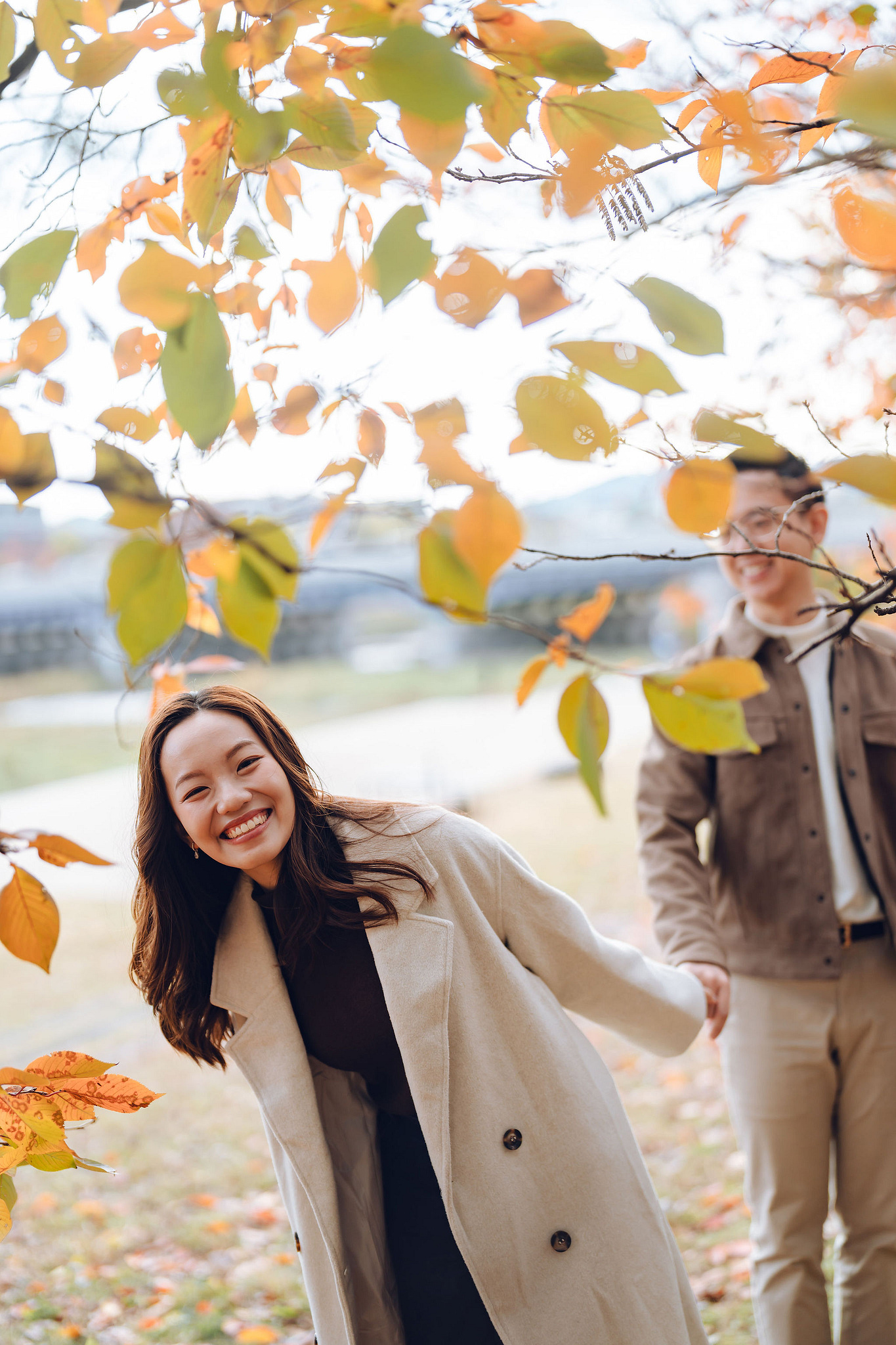 Kyoto Pre-Wedding Photoshoot | Kamo River, Nara Deer Park & Mt. Wakakusa at Kamo River pre-wedding photo