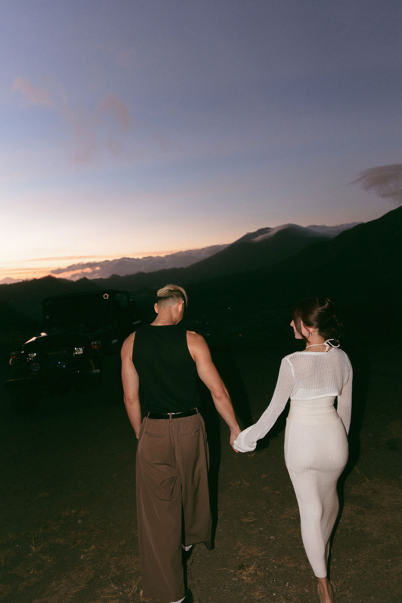 Bali Pre-Wedding Photoshoot | Mt. Batur Pinggan Village, Gelato Diner & Black Sand Beach at Mt. Batur - Pinggan Village   pre-wedding photo