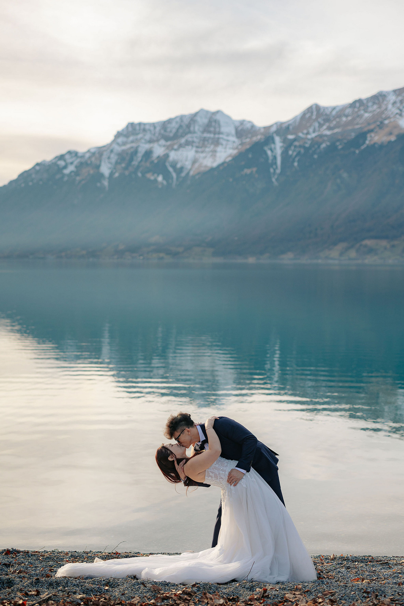 Switzerland Pre-Wedding Photoshoot | Lauterbrunnen, Grindelwald First & Lake Brienz at Lake Brienz pre-wedding photo