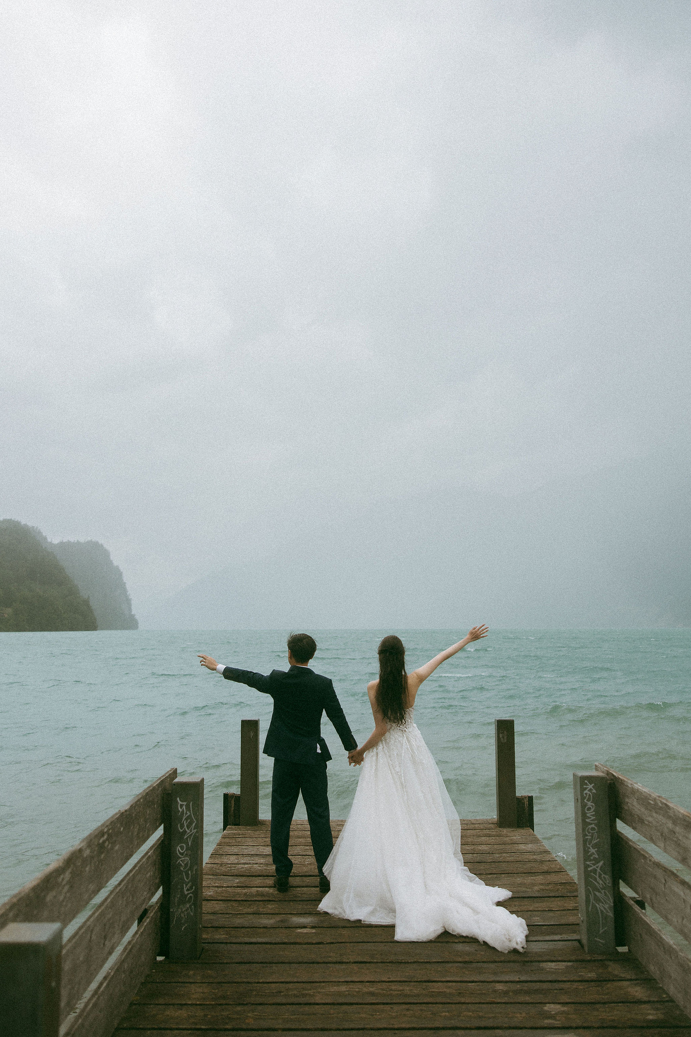 Switzerland Pre-Wedding Photoshoot | Spiez at Spiez pre-wedding photo