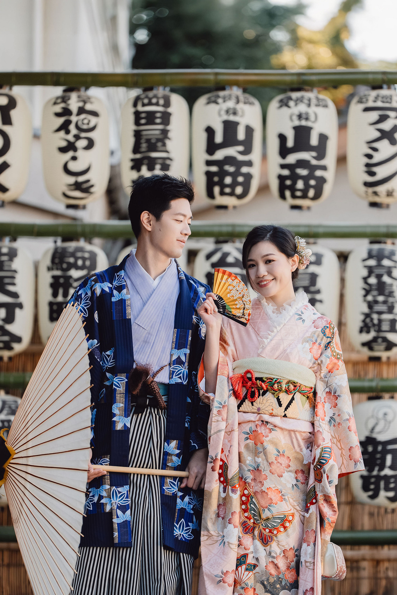 Tokyo Pre-Wedding Photoshoot | Tokyo Shrine, Tokyo Beach & Shibuya at Tokyo Shrine pre-wedding photo