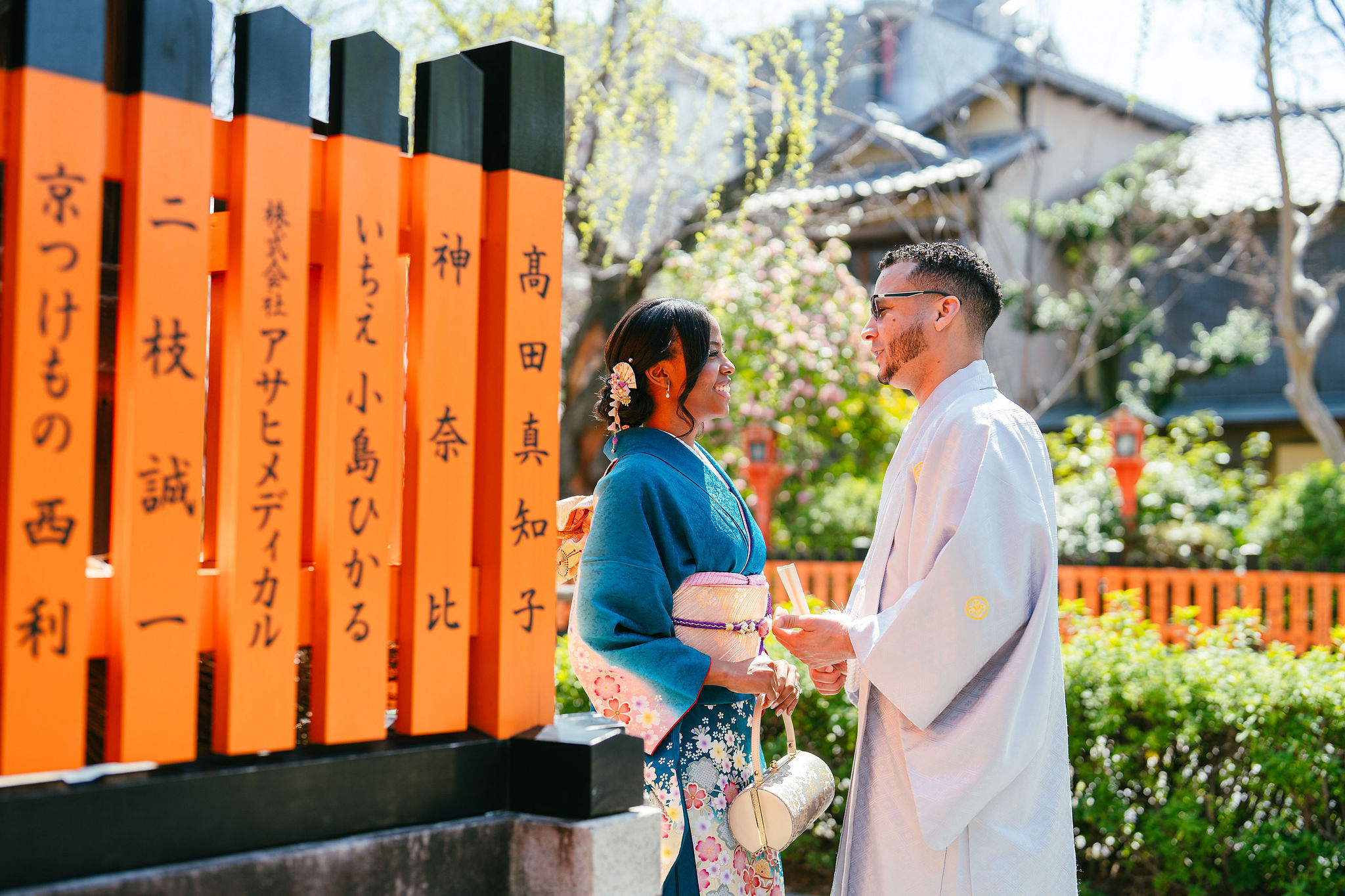 Kyoto Post-Wedding Photoshoot | Gion, Nara Deer Park & Mt. Wakakusa at Gion pre-wedding photo