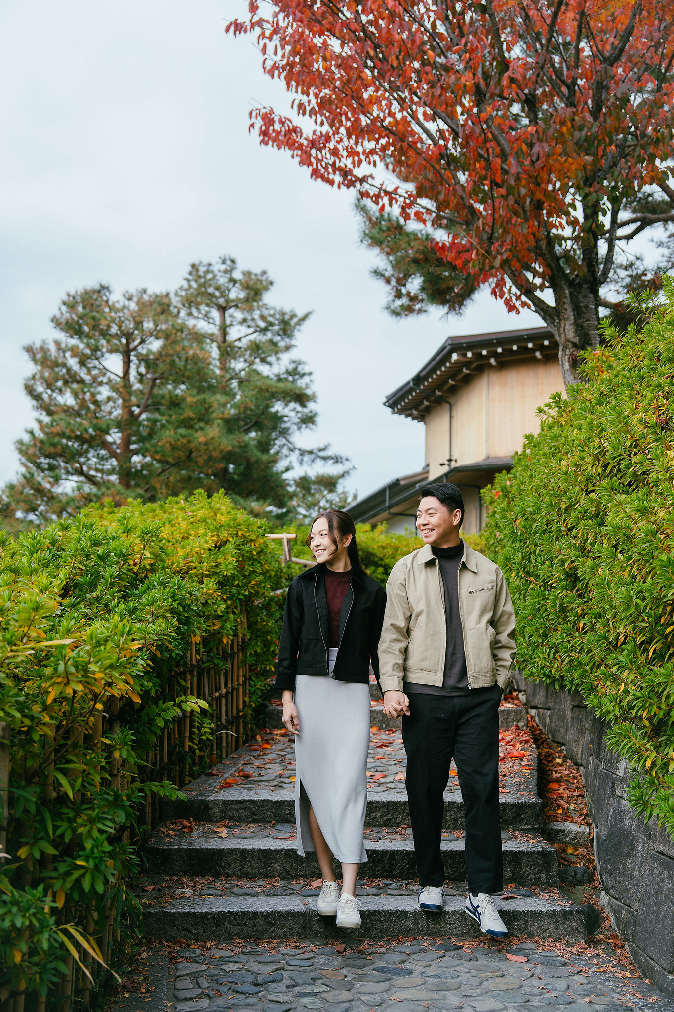 Kyoto Pre-Wedding Photoshoot | Ninenzaka, Nara Deer Park & Mt. Wakakusa at Ninenzaka pre-wedding photo