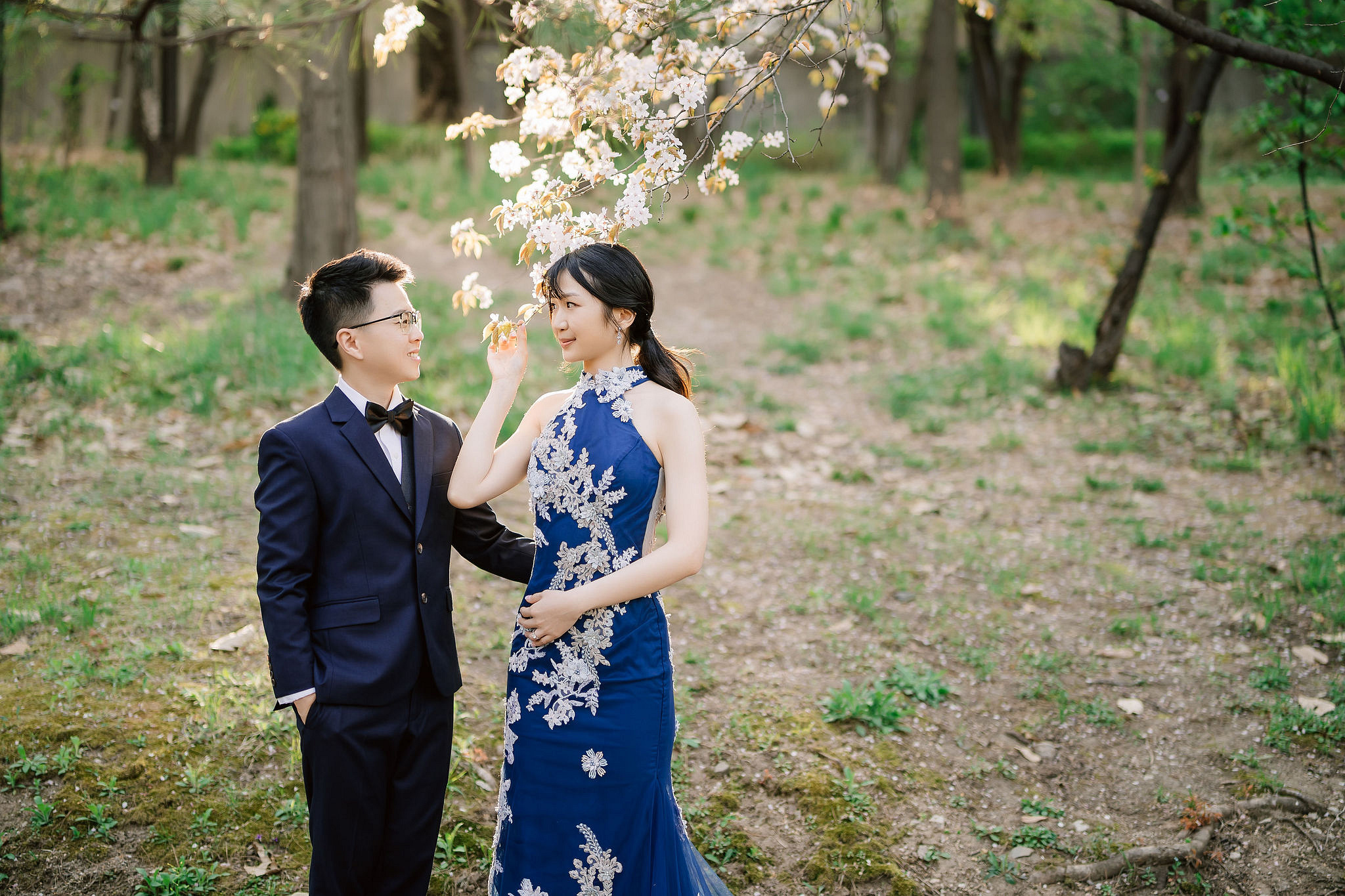 Seoul Pre-Wedding Photoshoot | Seoul Forest, Namsangol Hanok Village & Samcheong-dong at Namsangol Hanok Village pre-wedding photo