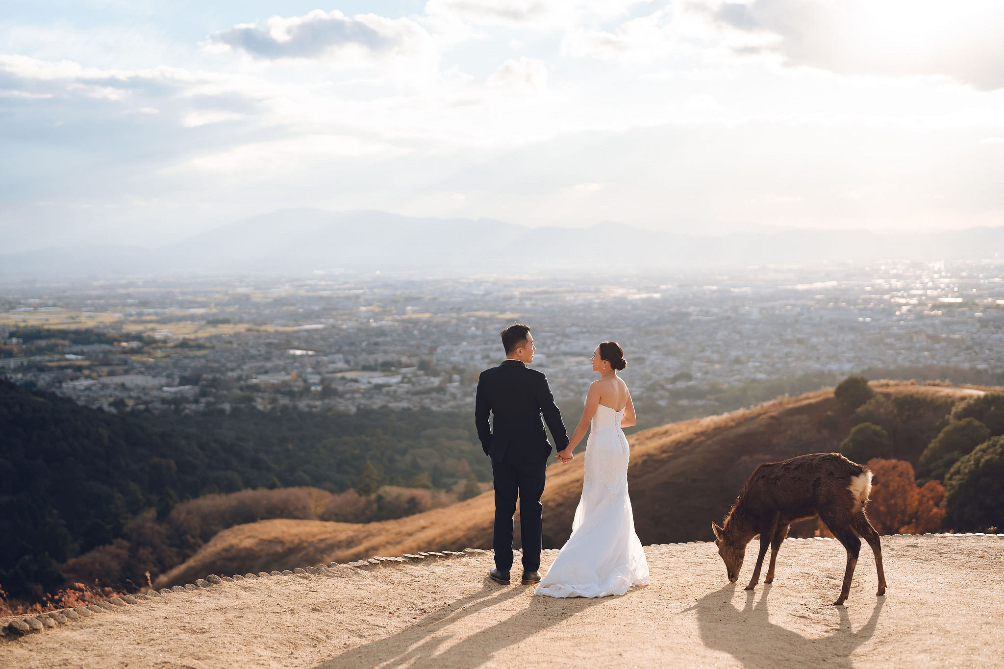 Kyoto Pre-Wedding Photoshoot | Historic Pagoda Streets & Nara Grasslands at Nara Grasslands & Rolling Hills pre-wedding photo