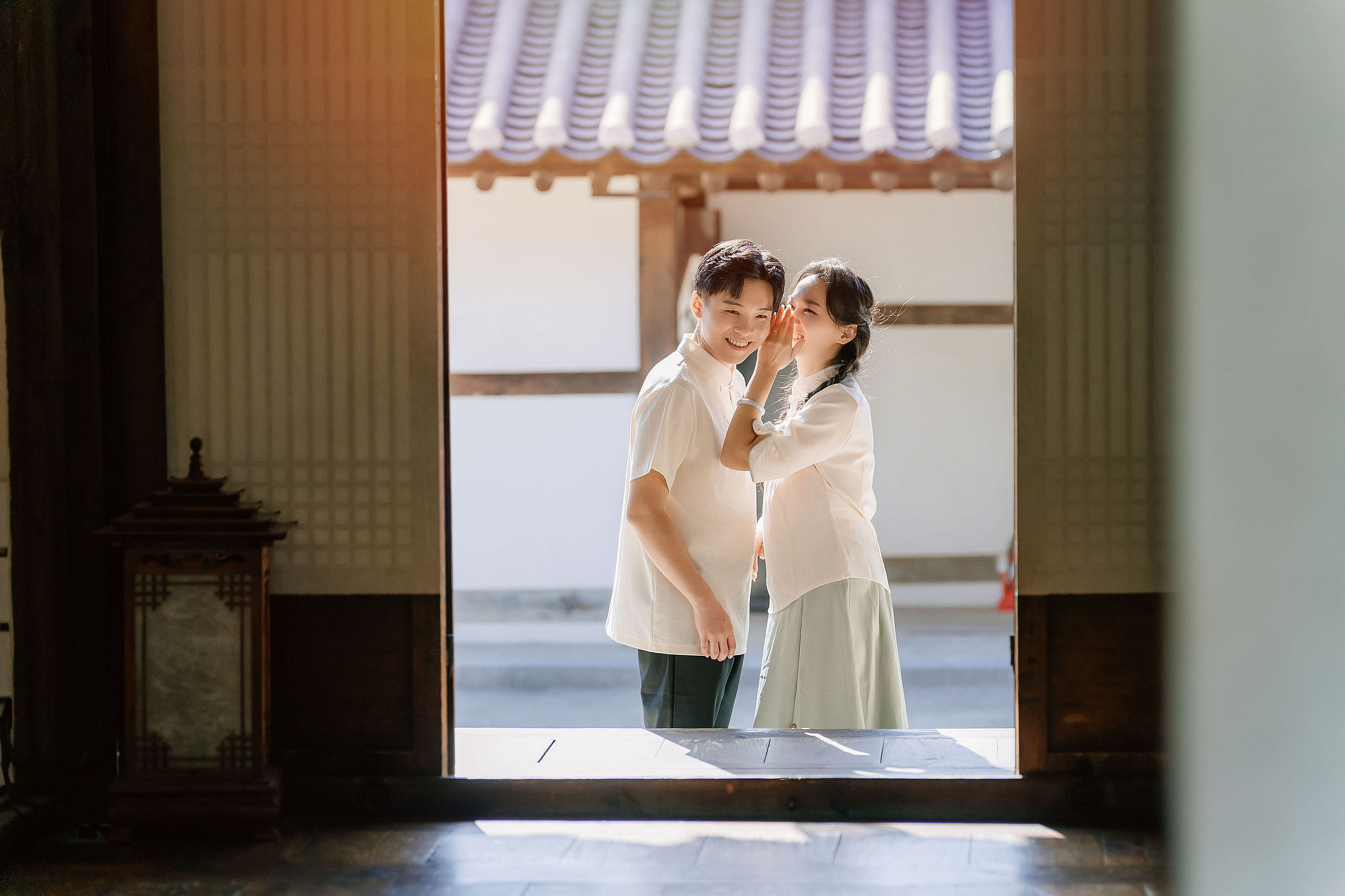 Seoul Pre-Wedding Photoshoot | Seoul Forest, Namsan Tower & Namsangol Hanok Village at Namsangol Hanok Village pre-wedding photo