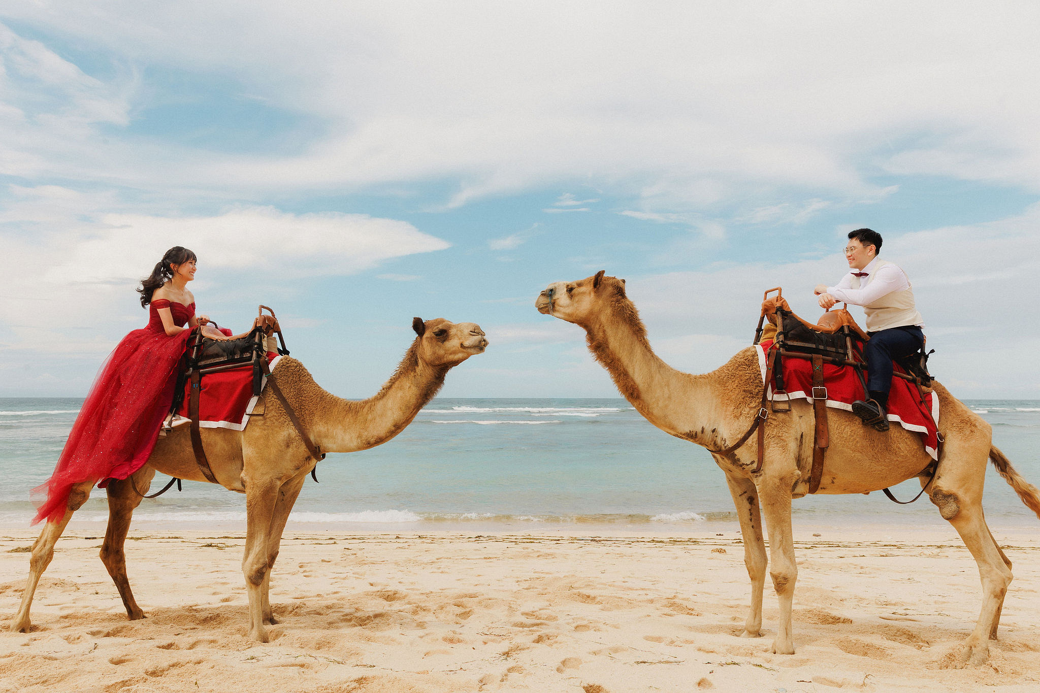 Bali Pre-Wedding Photoshoot | Pinggan Village, Sawangan Beach, Twin Cliff Valley & Malini Uluwatu at Sawangan Beach   pre-wedding photo