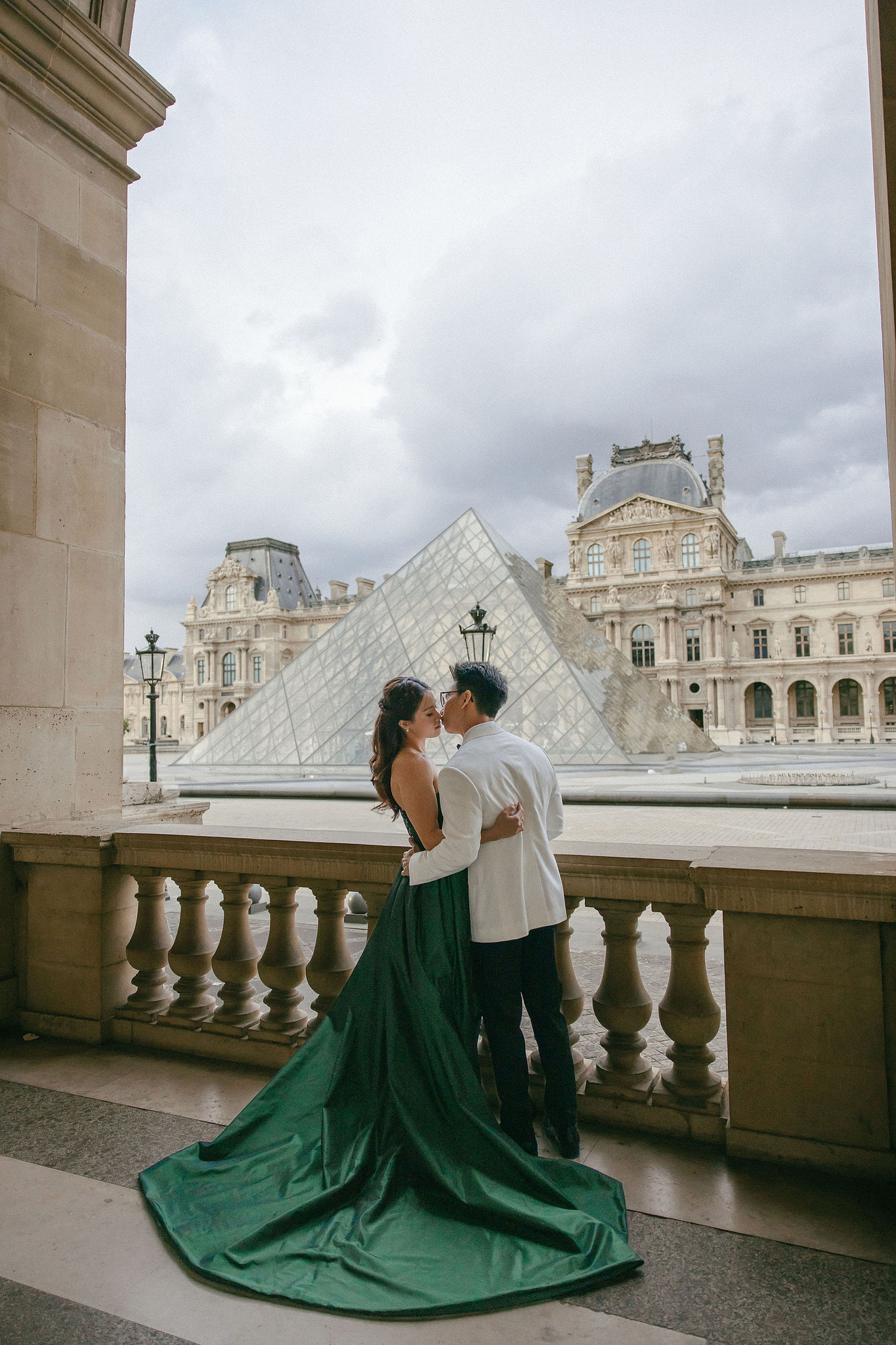 Paris Pre-Wedding Photoshoot | Place du Trocadéro, Luxembourg Gardens, Parisian Café, Louvre & Bir-Hakeim Bridge at Louvre pre-wedding photo