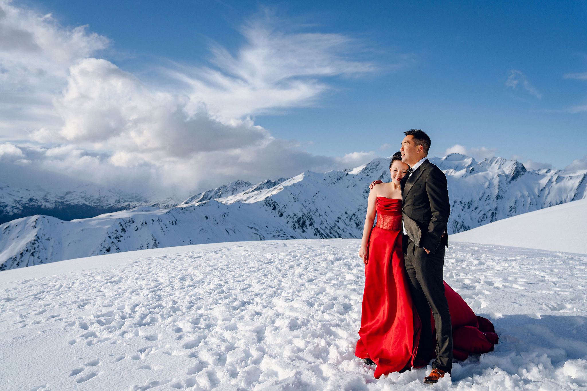 New Zealand Pre-Wedding Photoshoot | Lake Tekapo, Mount Cook, Tasman Glacier & Lake Wakatipu at Mount Invincible pre-wedding photo