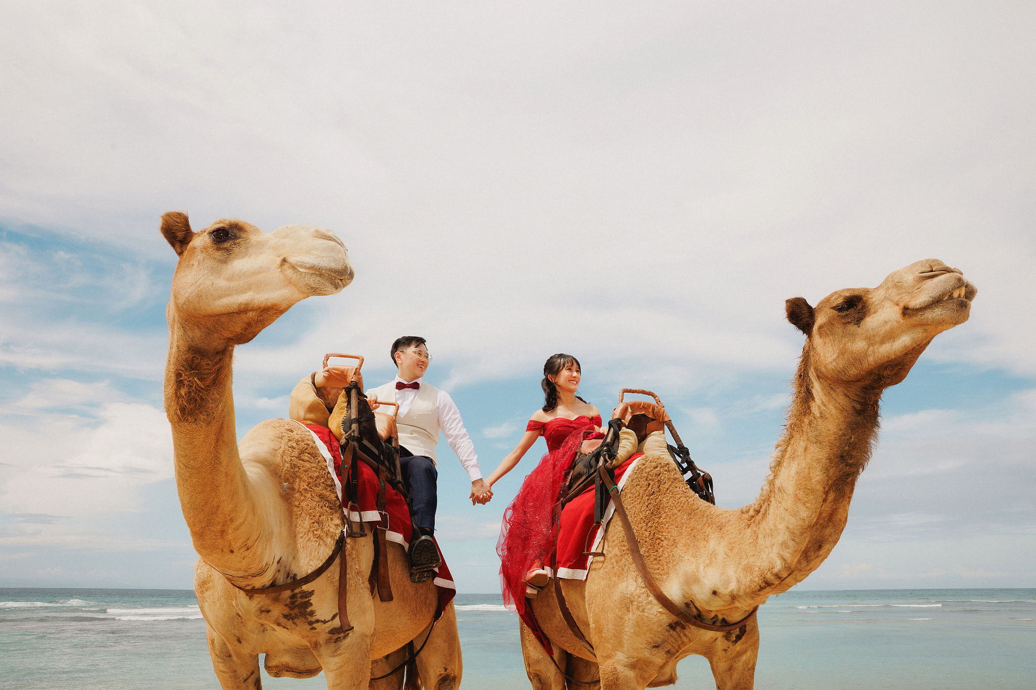 Bali Pre-Wedding Photoshoot | Pinggan Village, Sawangan Beach, Twin Cliff Valley & Malini Uluwatu at Sawangan Beach   pre-wedding photo