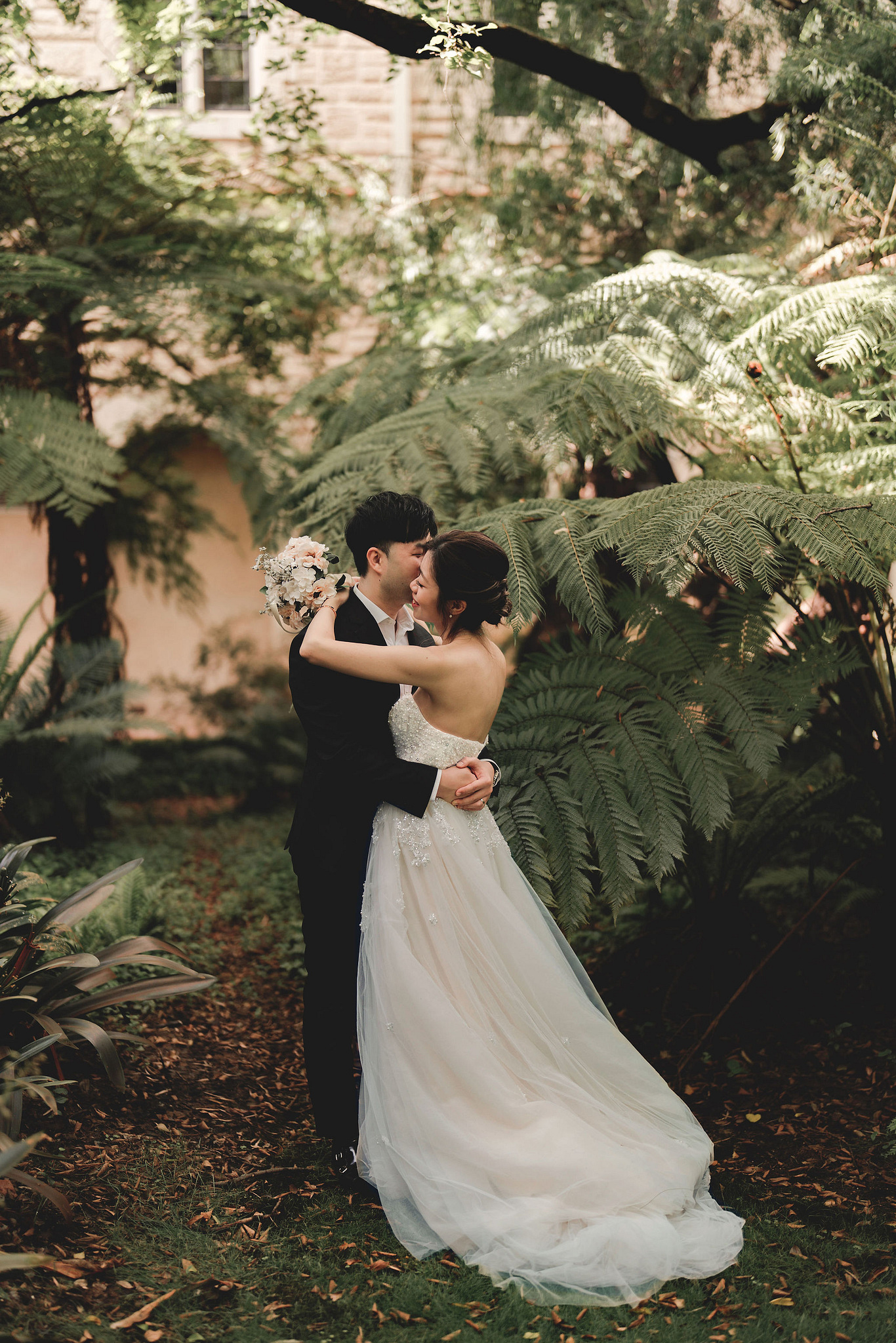 Perth Pre-Wedding Photoshoot | Fremantle, Lancelin, UWA & Coogee Beach at University of Western Australia (UWA) pre-wedding photo