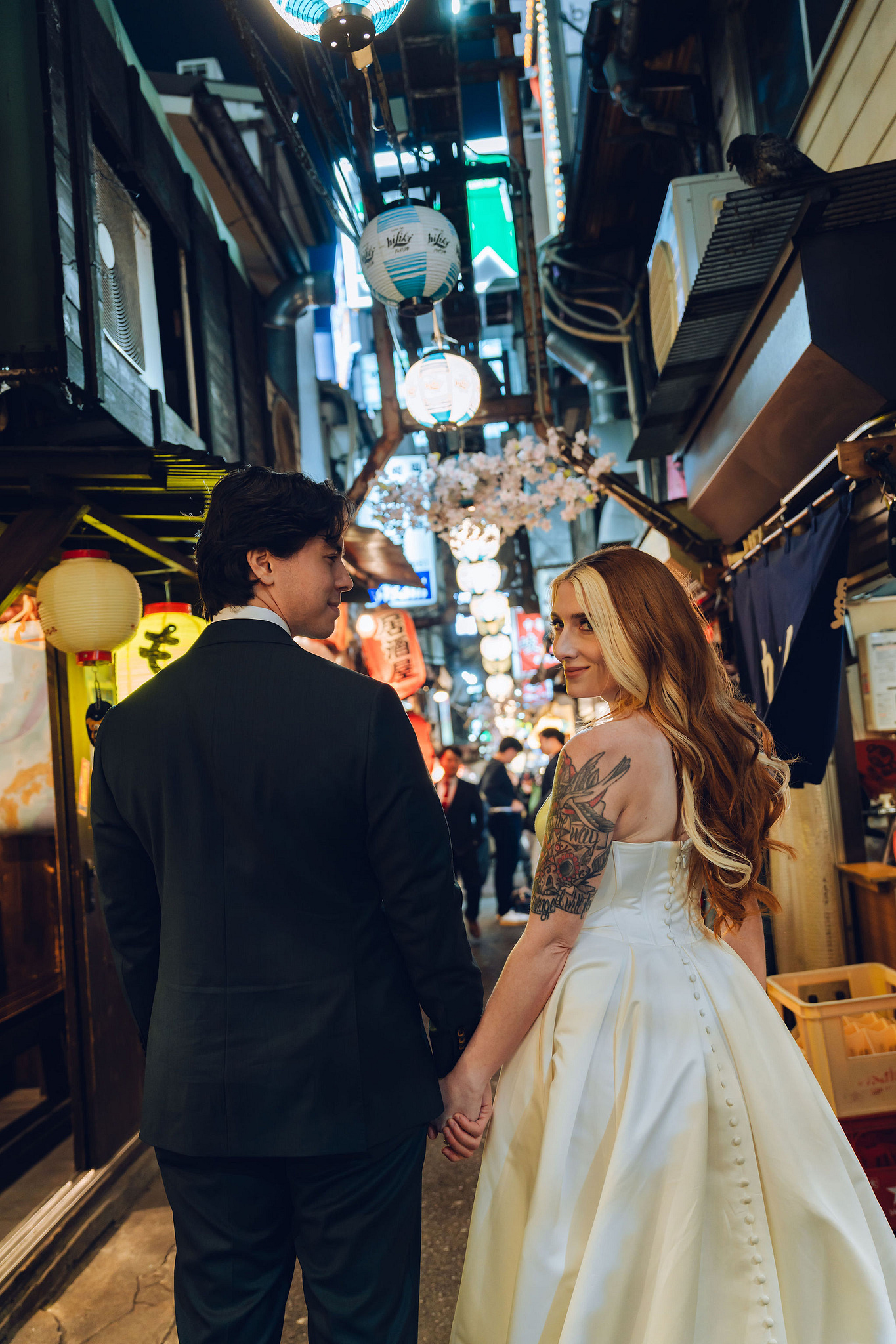 Tokyo & Mt. Fuji Pre-Wedding Photoshoot | Tokyo Garden Shrine, Lake Kawaguchiko & Shinjuku Street at Shinjuku Streets pre-wedding photo