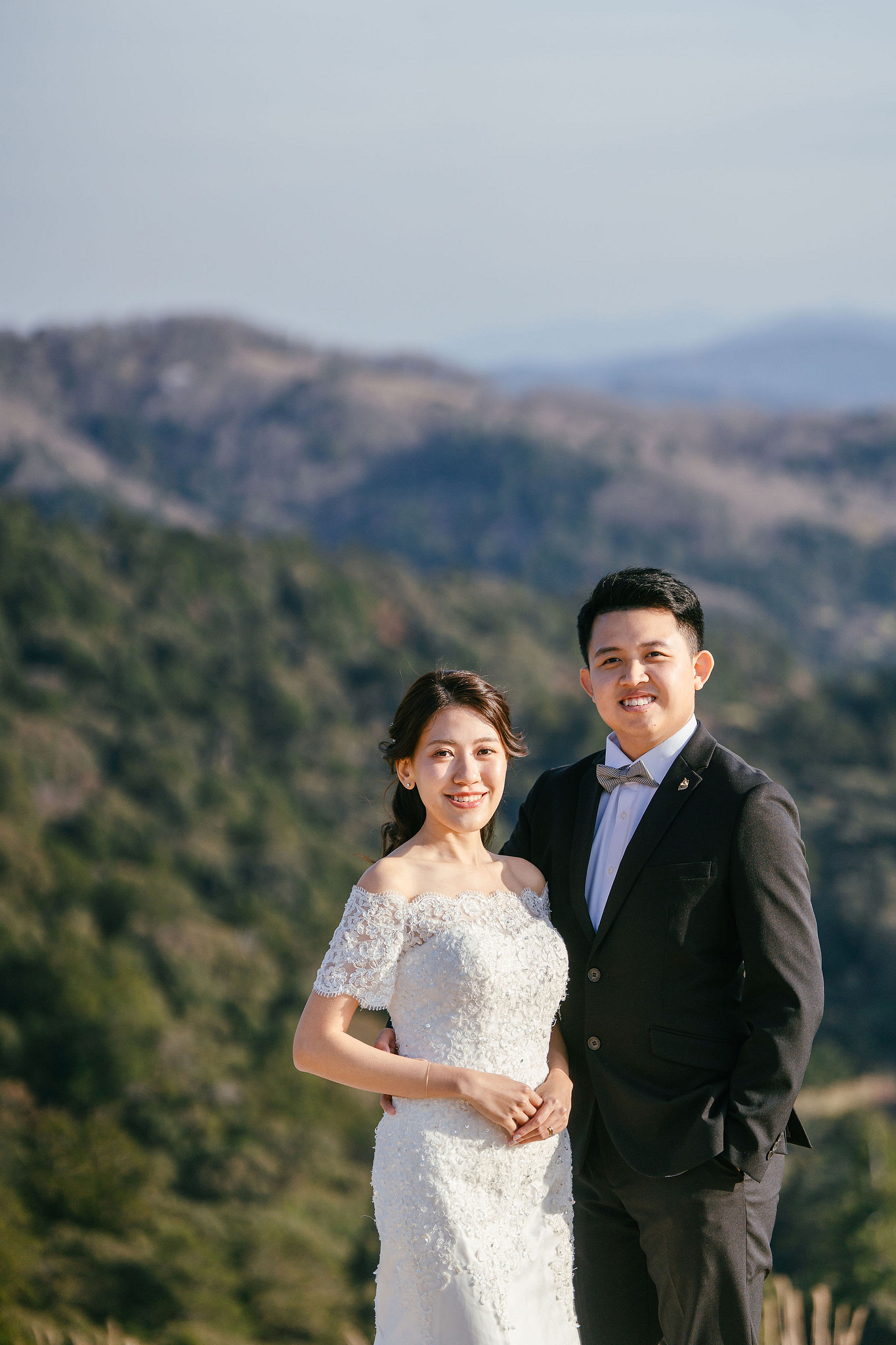 Kyoto Pre-Wedding Photoshoot | Nara Park, Gion & Mount Wakakusa at Mount Wakakusa pre-wedding photo
