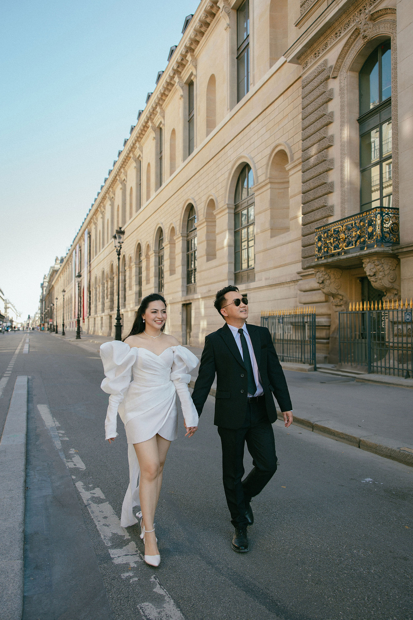 Paris Autumn Pre-Wedding Photoshoot | Avenue de Camoëns, Tuileries Garden, Louvre, Pont Alexandre III & Bir-Hakeim Bridge at Louvre pre-wedding photo