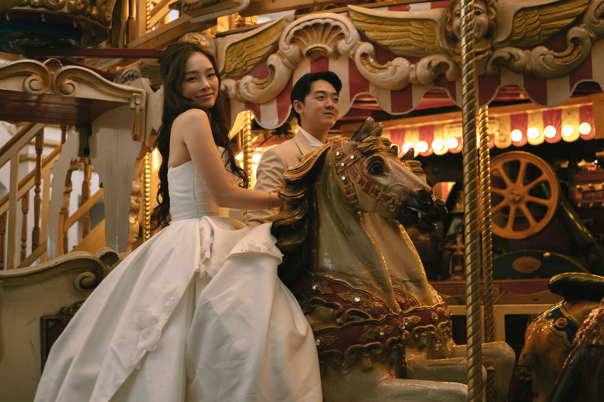 Hokkaido Pre-Wedding Photoshoot | Birch Forest, Rusutsu Resort & Hirafu Village at Rusutsu Resort pre-wedding photo