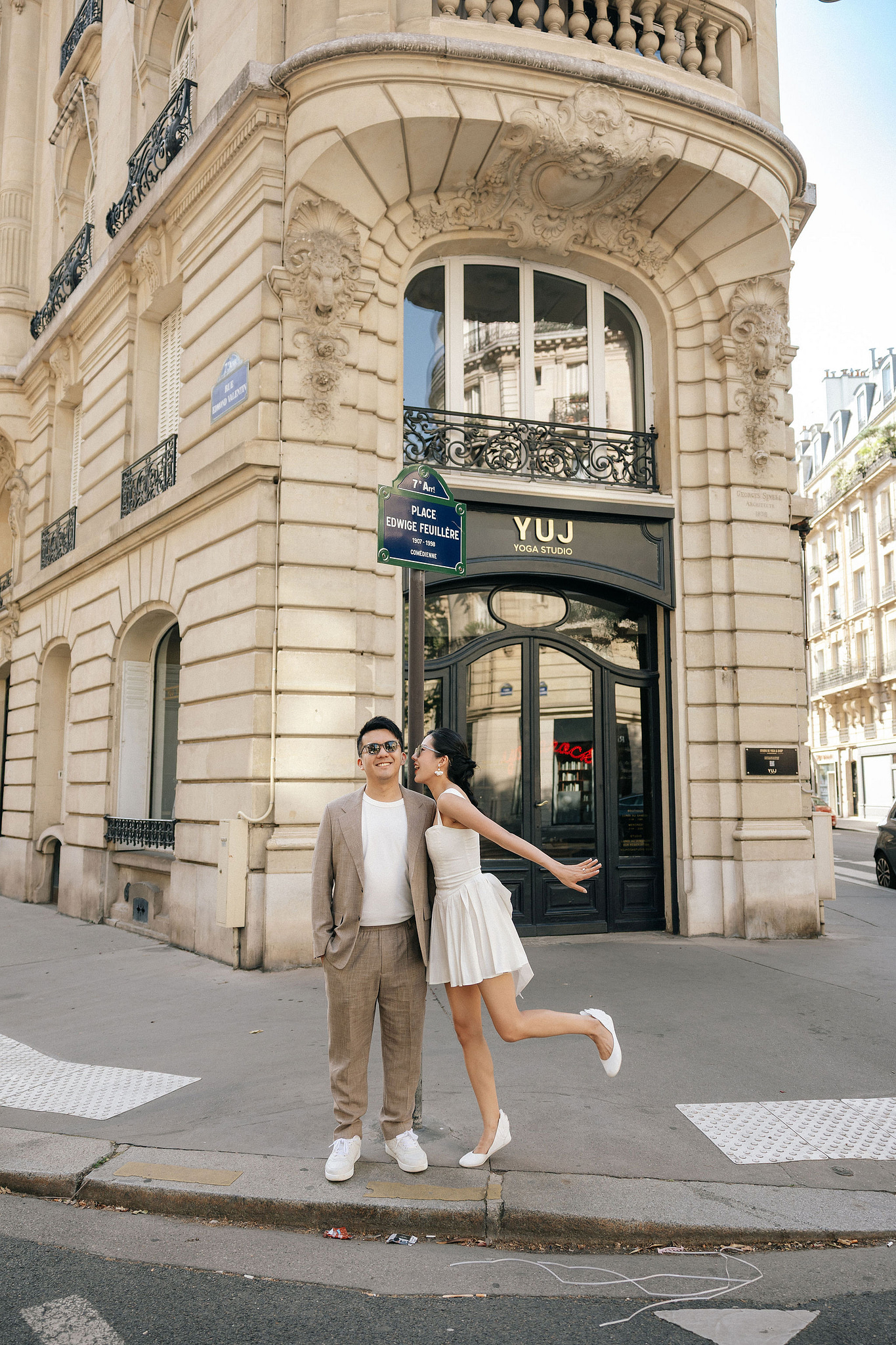 Paris Pre-Wedding Photoshoot | Place du Trocadéro, Bir-Hakeim Bridge & Parisian Streets at Parisian Streets pre-wedding photo