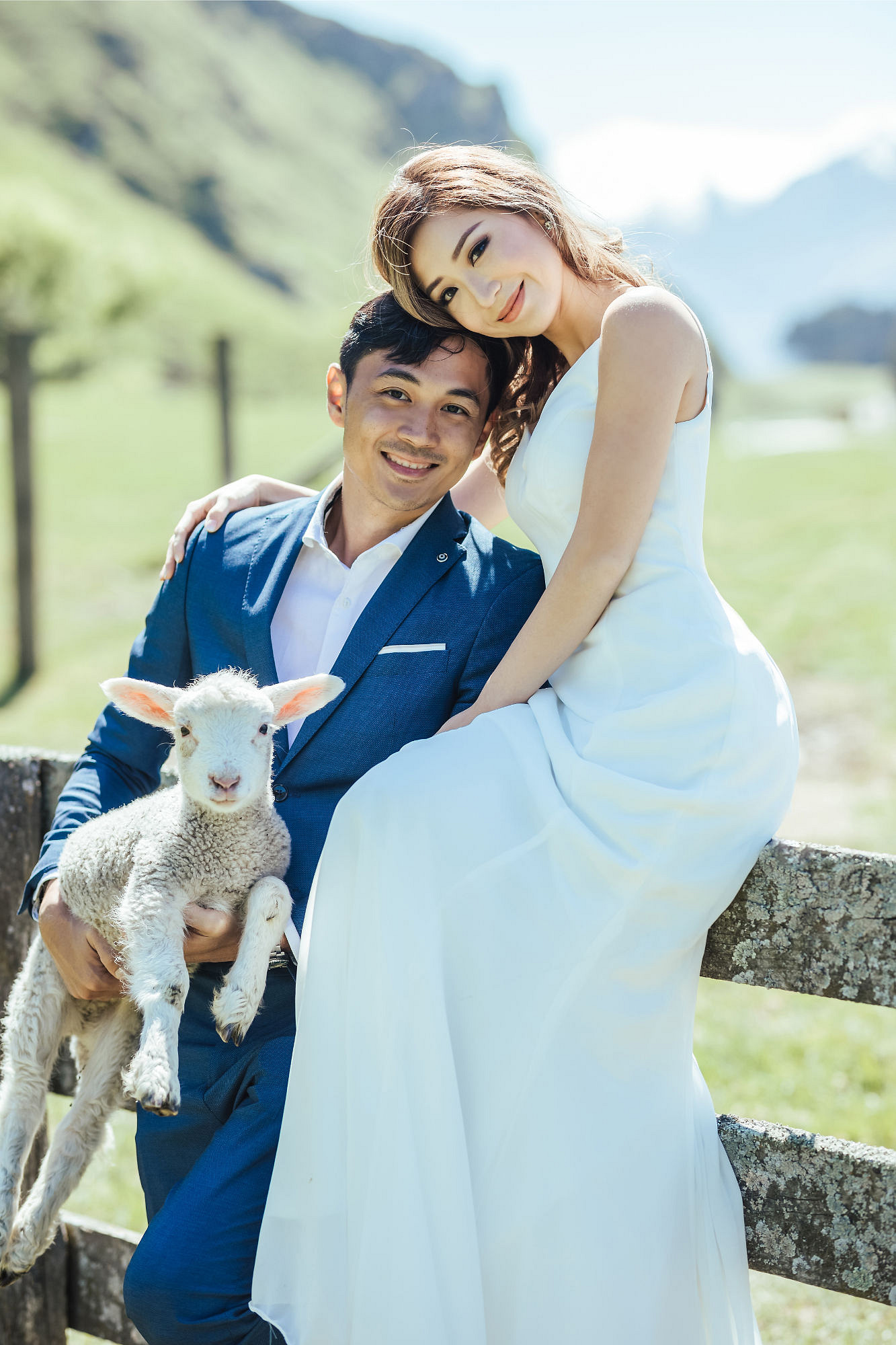 Kryz Uy And Slater Pre Wedding Photoshoot At Roy's Peak, Alpaca Farm And Arrowtown at Alpaca Farm pre-wedding photo