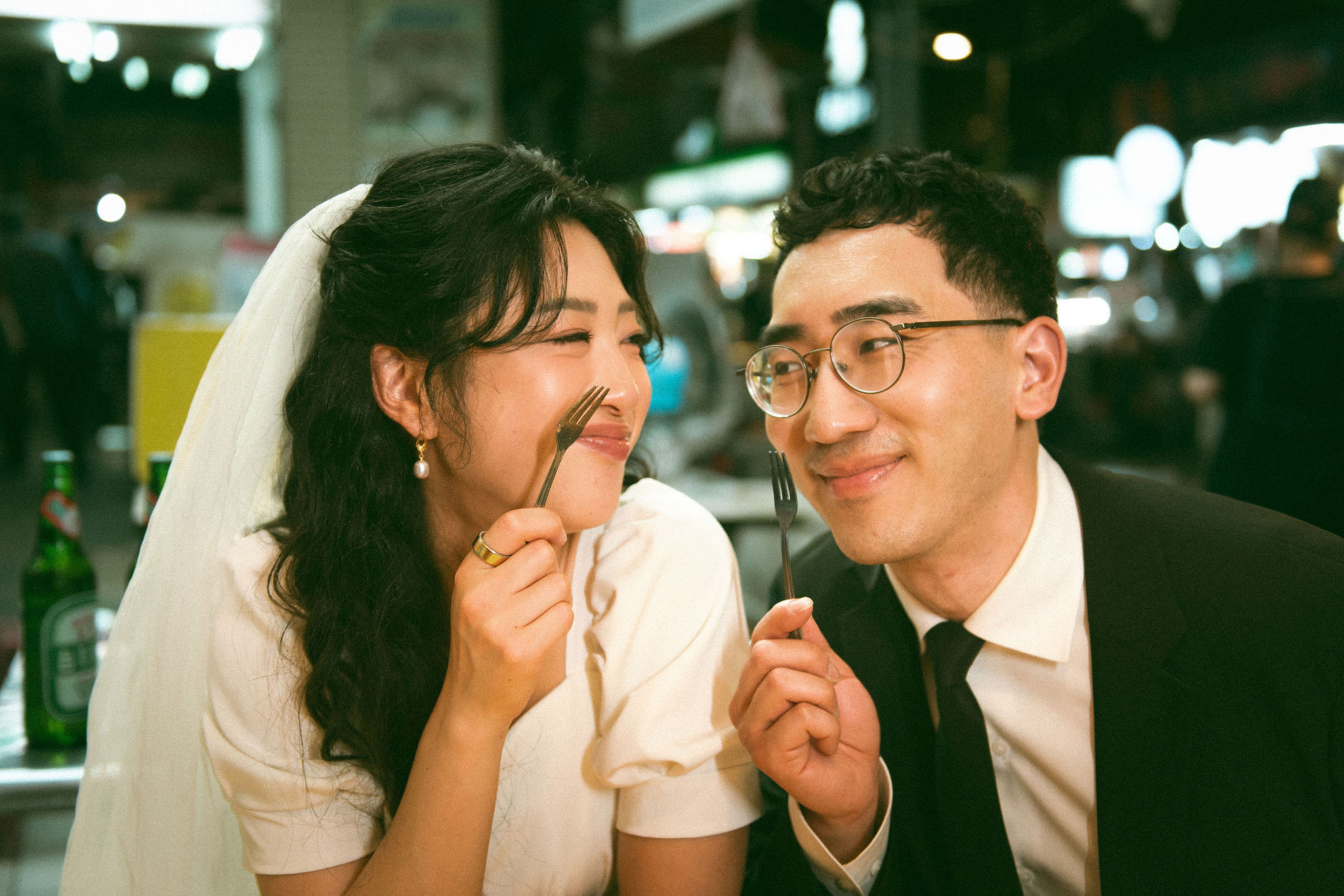 Taiwan Pre-Wedding Photoshoot | Cafe Chamber, Yangmingshan & Huaxi Street Night Market at Huaxi Street Night Market pre-wedding photo