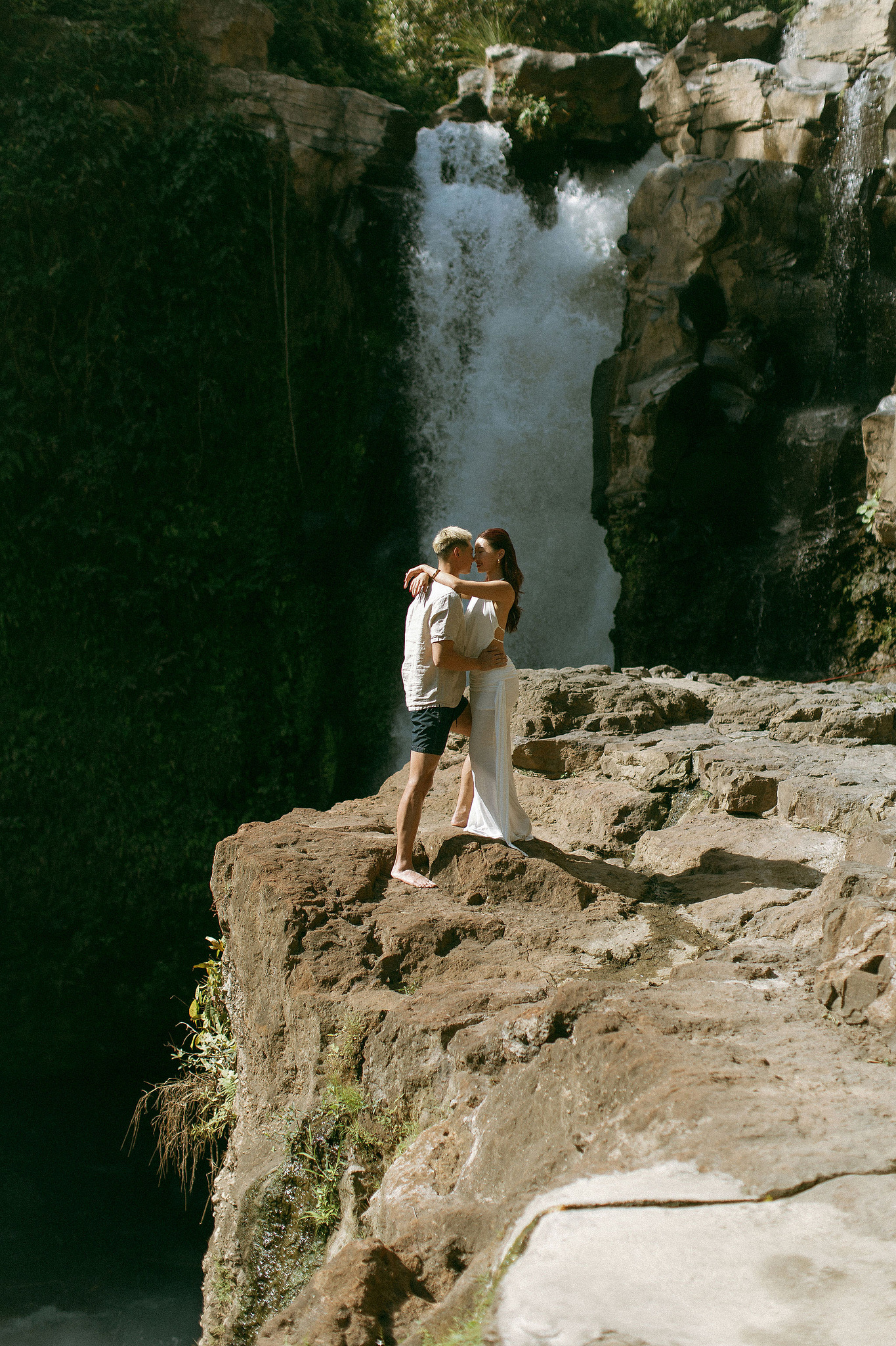 Bali Pre-Wedding Photoshoot | Lake Tamblingan, Kebun Raya Botanic Gardens & Blangsinga Waterfall at Blangsinga Waterfall pre-wedding photo