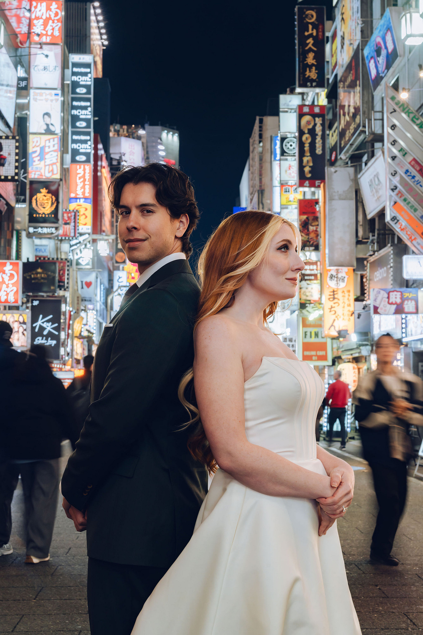 Tokyo & Mt. Fuji Pre-Wedding Photoshoot | Tokyo Garden Shrine, Lake Kawaguchiko & Shinjuku Street at Shinjuku Streets pre-wedding photo