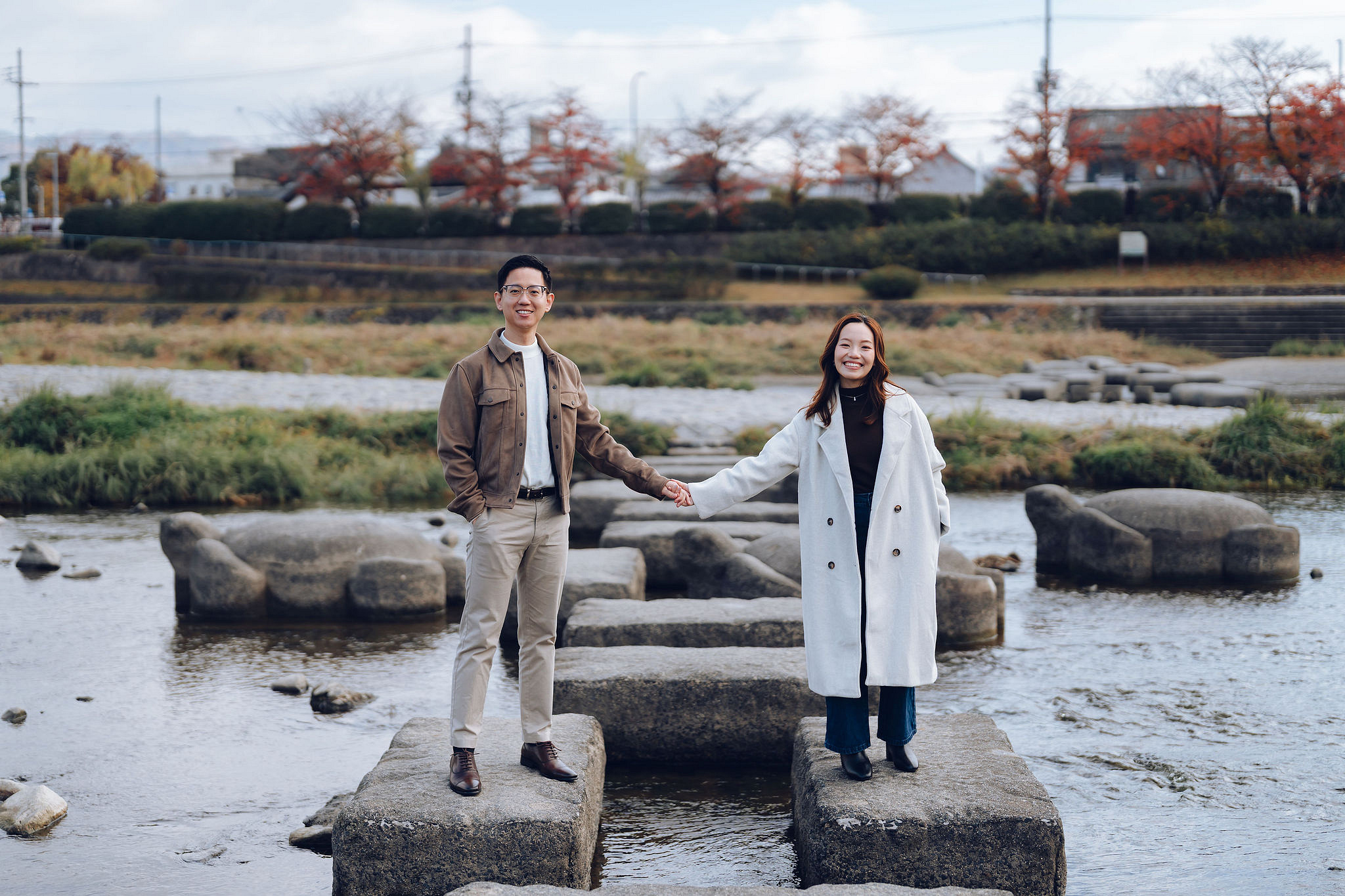 Kyoto Pre-Wedding Photoshoot | Kamo River, Nara Deer Park & Mt. Wakakusa at Kamo River pre-wedding photo