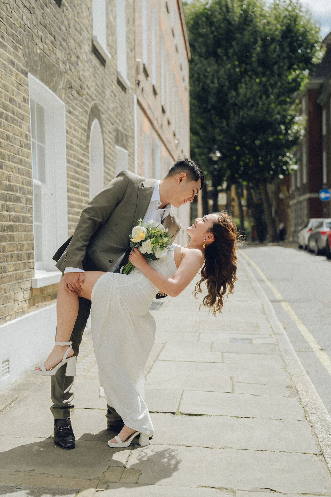 London Pre-Wedding Photoshoot | Westminster, St. Paul’s Cathedral & London Streets at London Streets pre-wedding photo