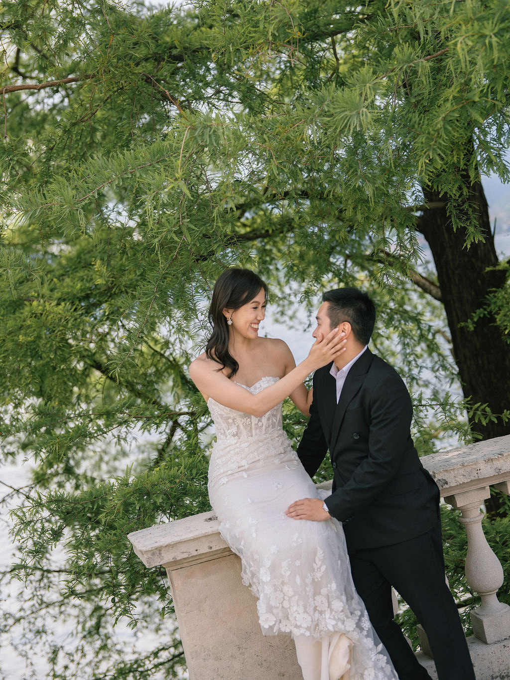 Lake Como Pre-Wedding Photoshoot | Bellagio, Lake Como & Villa Melzi Gardens at Lake Como pre-wedding photo