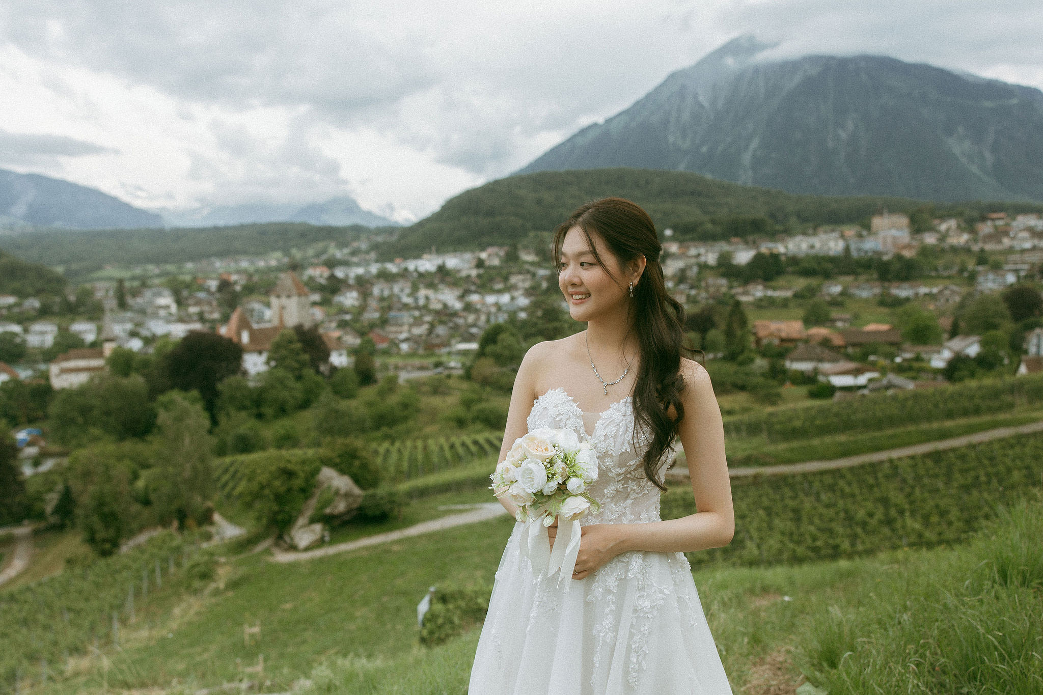Switzerland Pre-Wedding Photoshoot | Spiez at Spiez pre-wedding photo