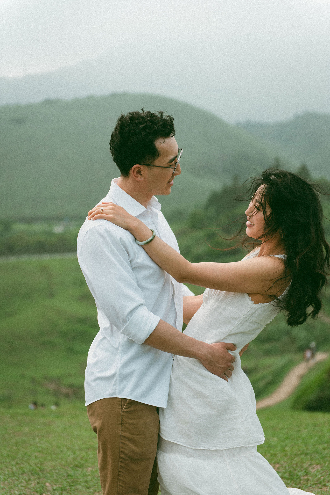 Taiwan Pre-Wedding Photoshoot | Cafe Chamber, Yangmingshan & Huaxi Street Night Market at Yangmingshan pre-wedding photo
