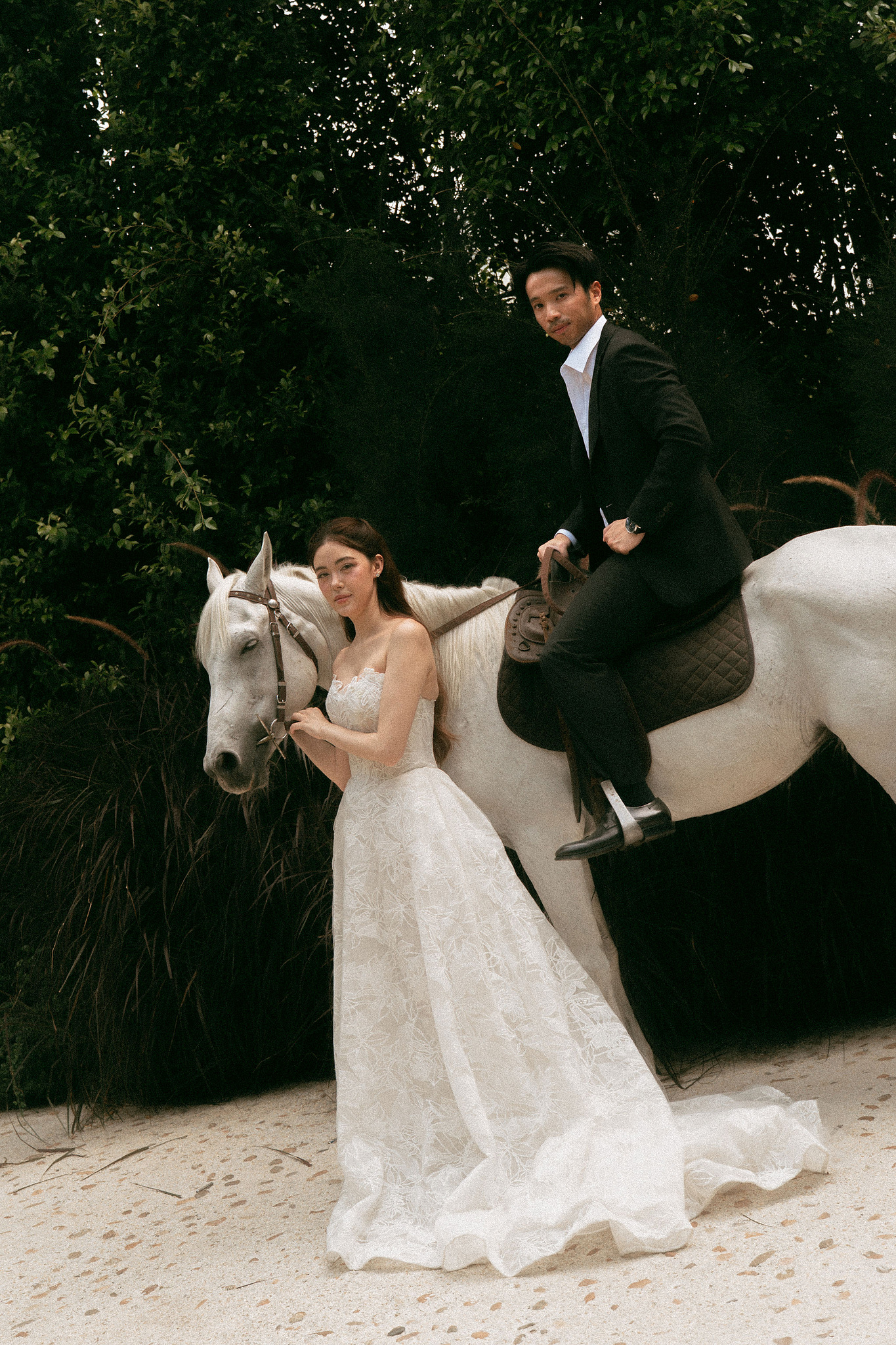 Ho Chi Minh Vietnam Pre-Wedding Photoshoot | European Film Studio, Market Streets & Saigon Bridge at Jardin de Rom pre-wedding photo