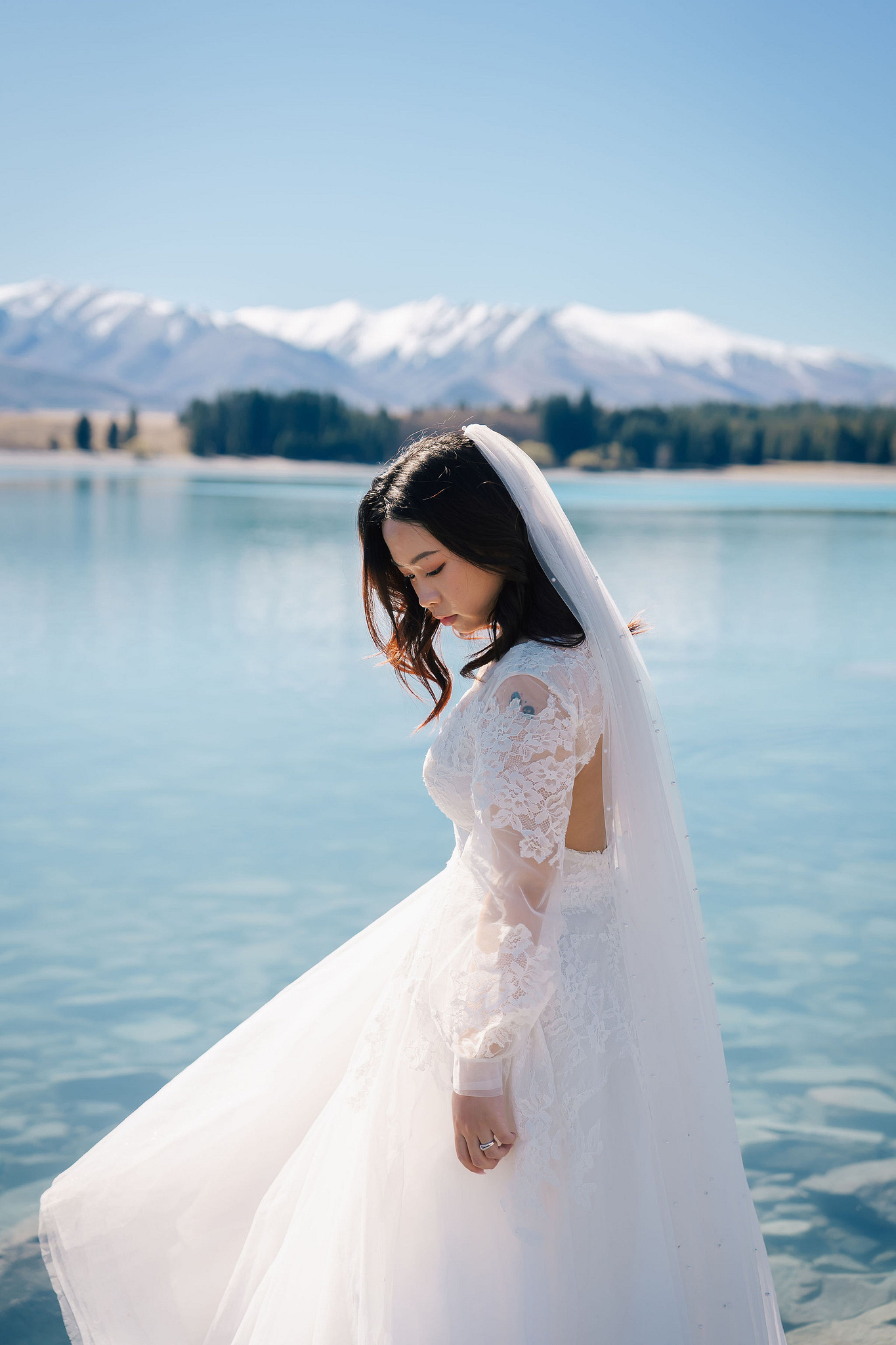 New Zealand Pre-Wedding Photoshoot | Lake Wakatipu, Alta Tarns, Coromandel Peak to Mount Cook at Lake Tekapo pre-wedding photo