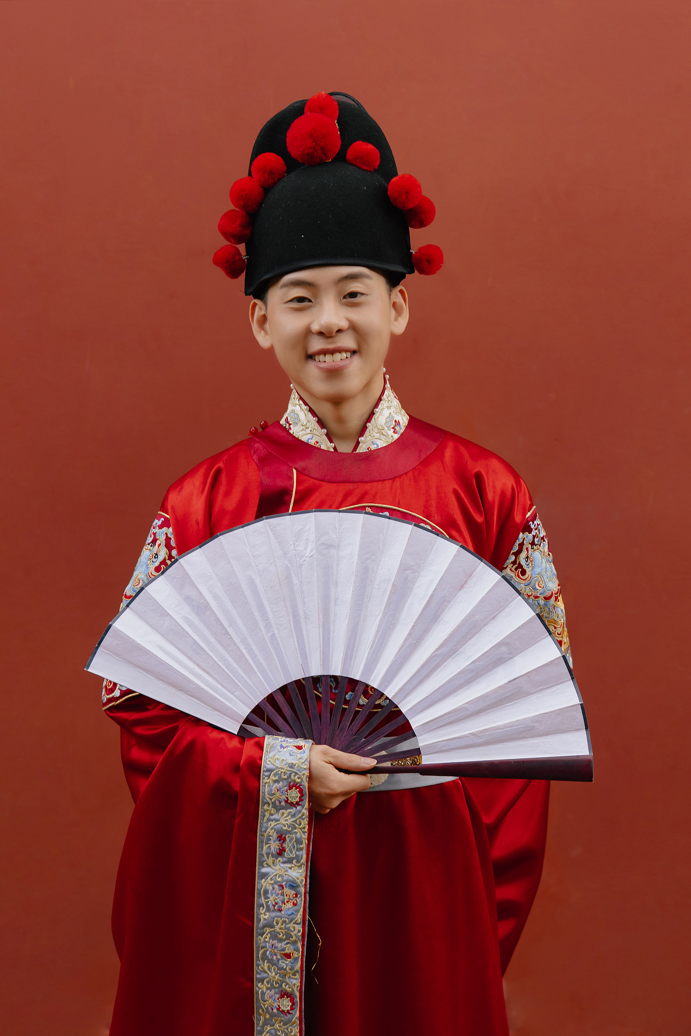 Yunnan Pre-Wedding Photoshoot Lijiang Dragon Jade Mountain Tribal Experience Ancient Town Hanfu at Yunnan Ancient Town pre-wedding photo