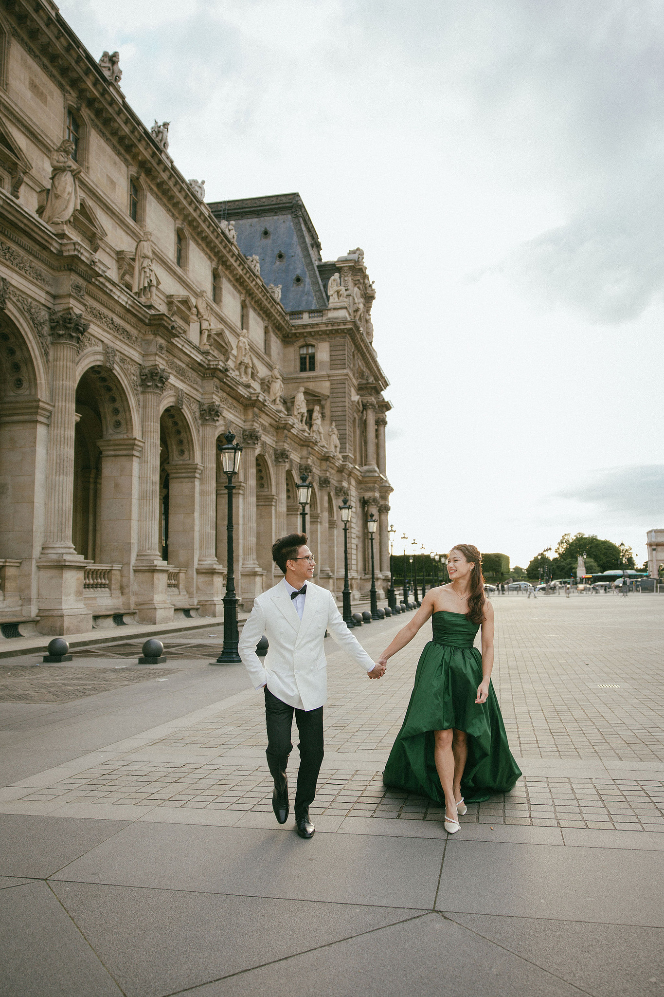 Paris Pre-Wedding Photoshoot | Place du Trocadéro, Luxembourg Gardens, Parisian Café, Louvre & Bir-Hakeim Bridge at Louvre pre-wedding photo