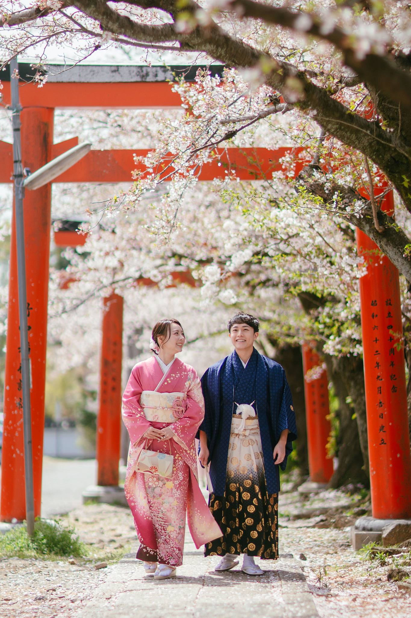 Kyoto Pre-Wedding Photoshoot | Fushimi Inari, Nara Deer Park & Mt. Wakakusa at Fushimi Inari pre-wedding photo