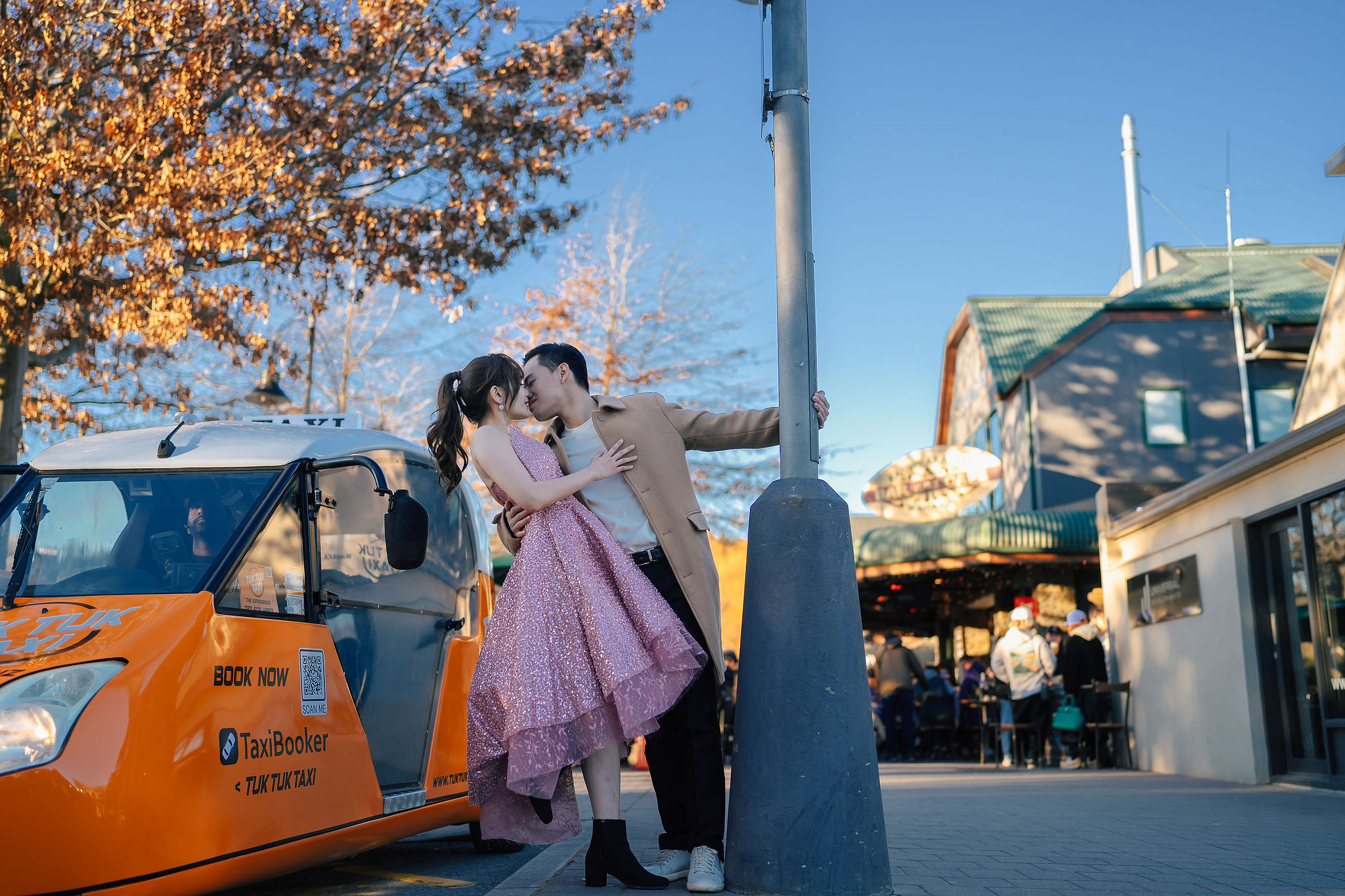 New Zealand Pre-Wedding Photoshoot | Coromandel Peak, Lake Wakatipu & Queenstown, Skippers Canyon, Lake Tekapo, Mount Cook National Park & Glacier at Lake Wakatipu & Queenstown pre-wedding photo
