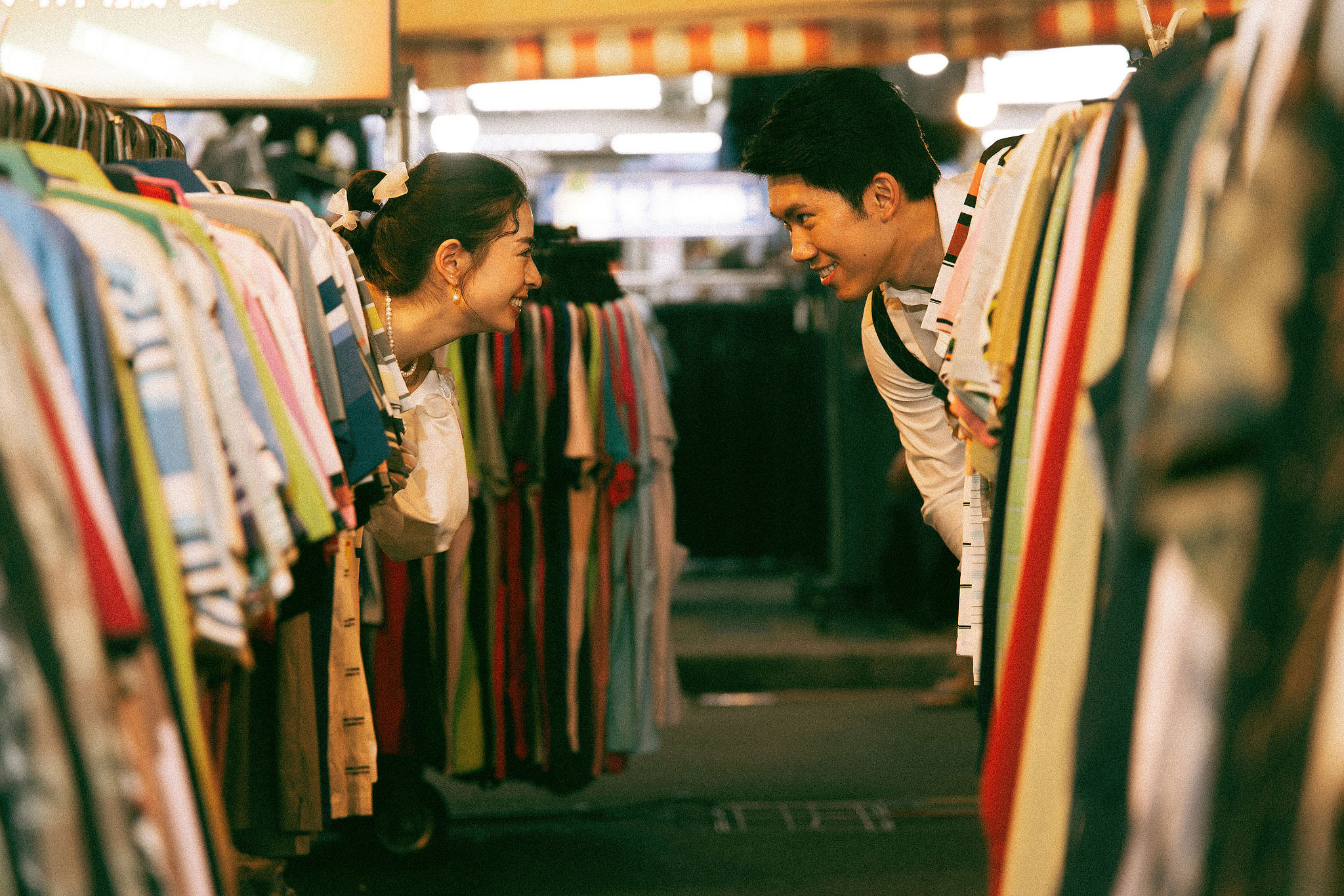 Taiwan Pre-Wedding Photoshoot Traditional Garden Qi Pao Experience Yangmingshan Vintage Night Market Shoot at Night Market pre-wedding photo