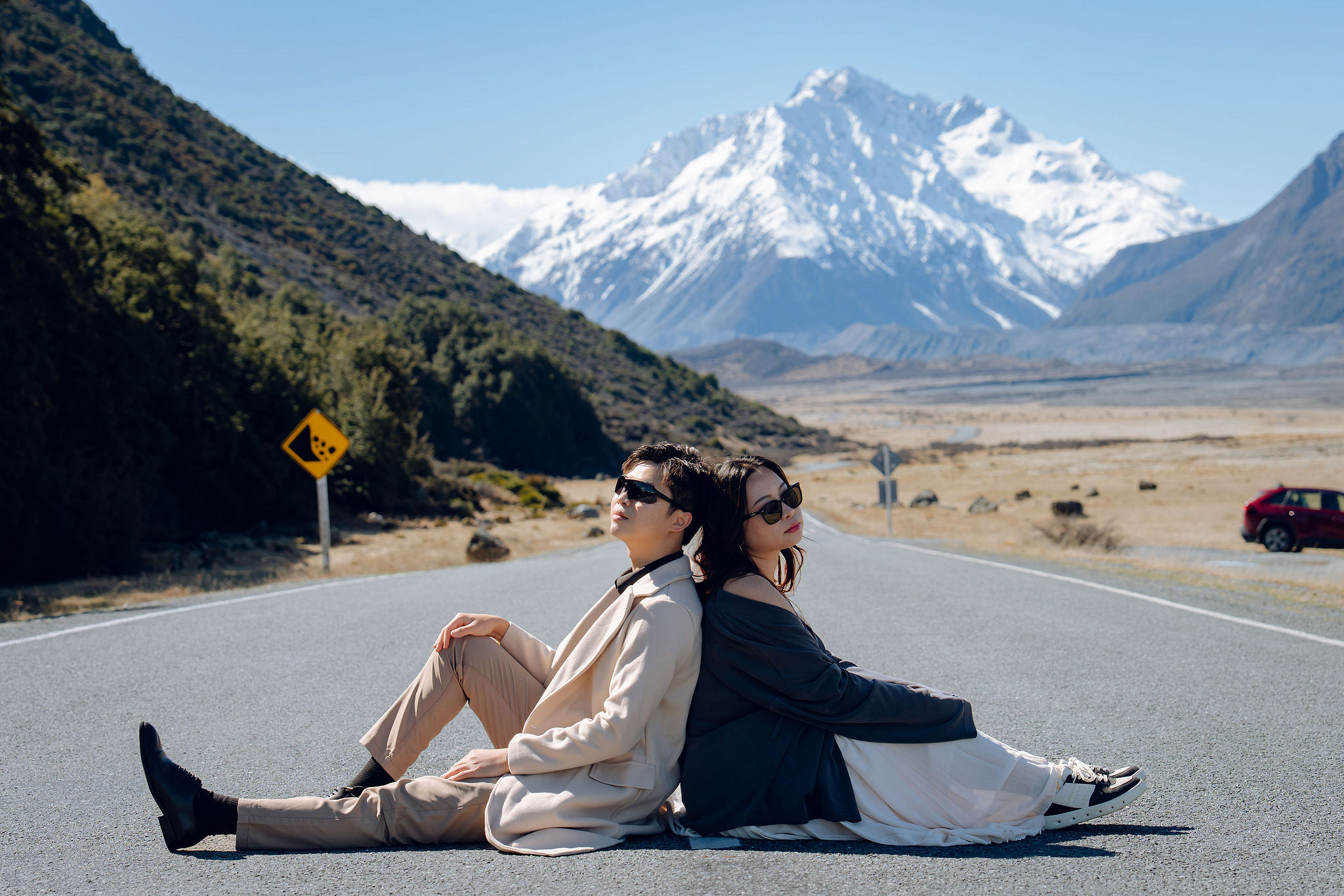 New Zealand Pre-Wedding Photoshoot | Lake Wakatipu, Alta Tarns, Coromandel Peak to Mount Cook at Mount Cook National Park pre-wedding photo