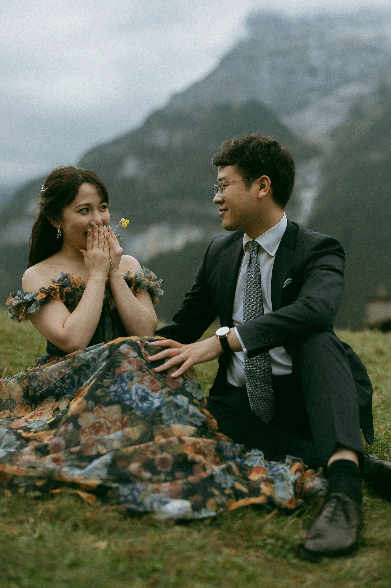 Switzerland Honeymoon Photoshoot Lucerne City Grindelwald First Cliff Lauterbrunnen Village at Grindelwald pre-wedding photo