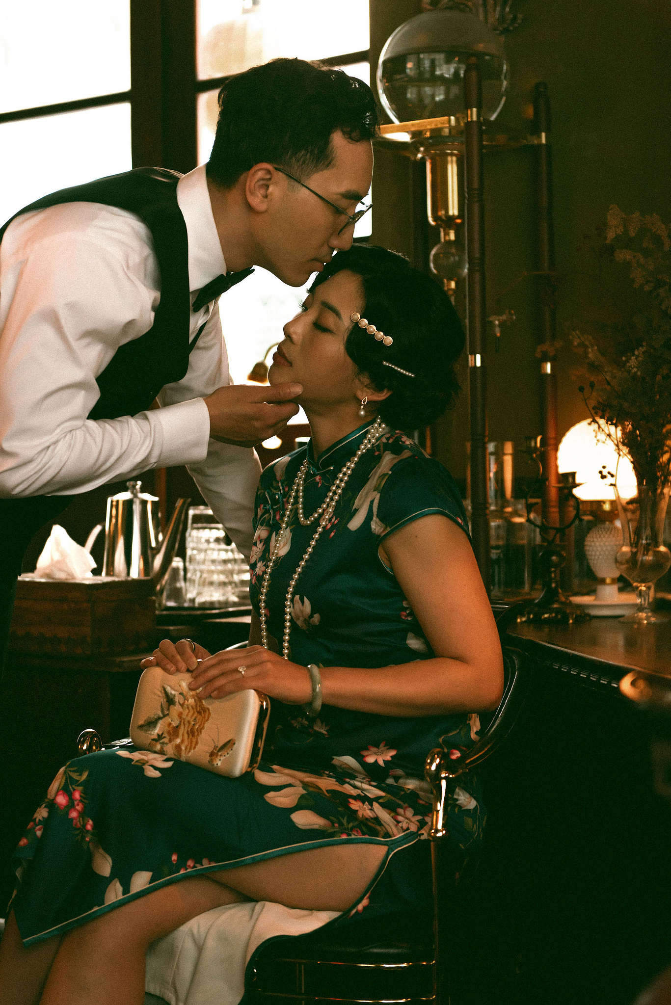 Taiwan Pre-Wedding Photoshoot | Cafe Chamber, Yangmingshan & Huaxi Street Night Market at Cafe Chamber pre-wedding photo