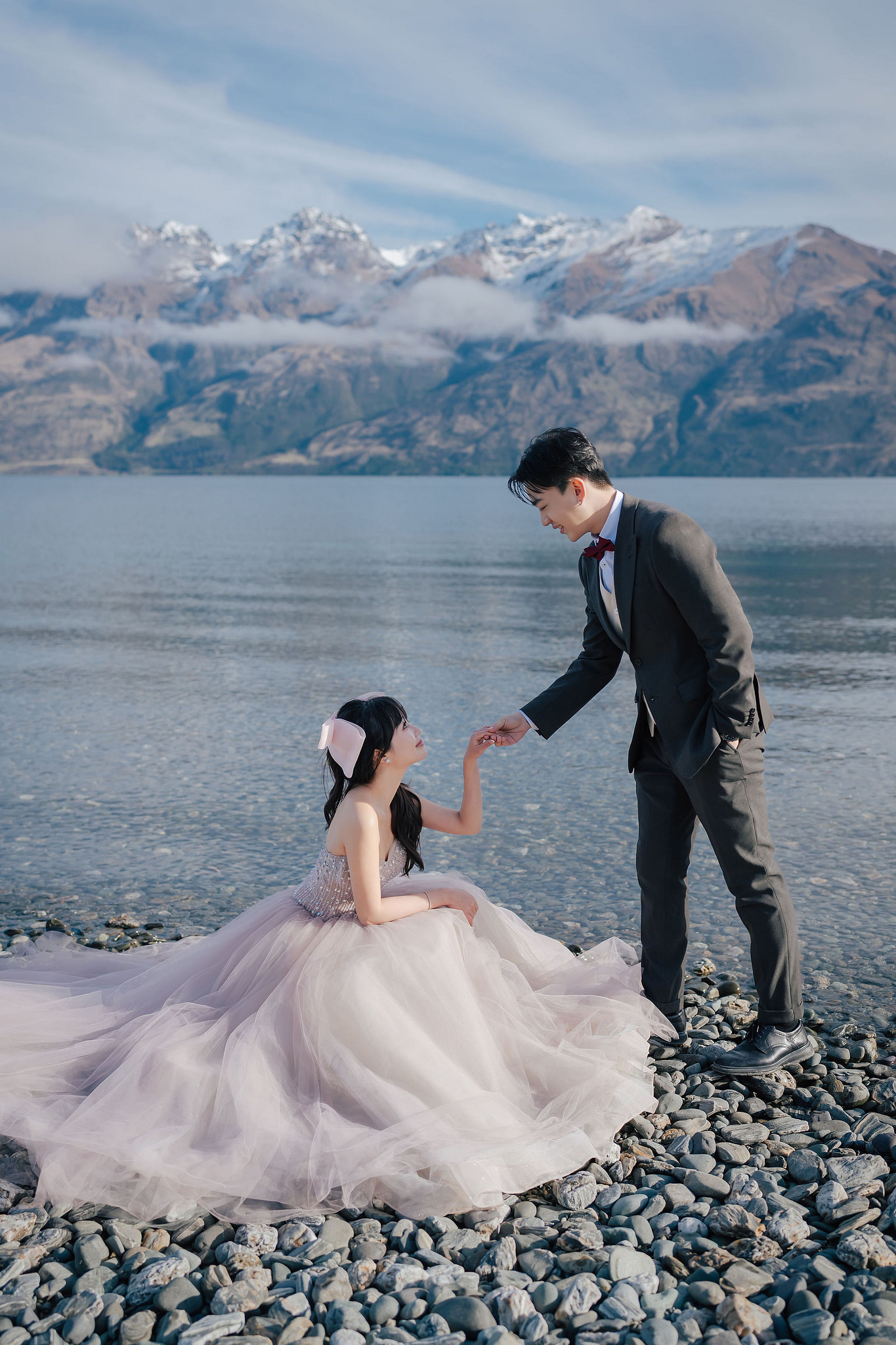 New Zealand Pre-Wedding Photoshoot | Lake Wakatipu, Fog Peak, Lake Tekapo, Glacier & Mount Cook National Park at Lake Wakatipu pre-wedding photo