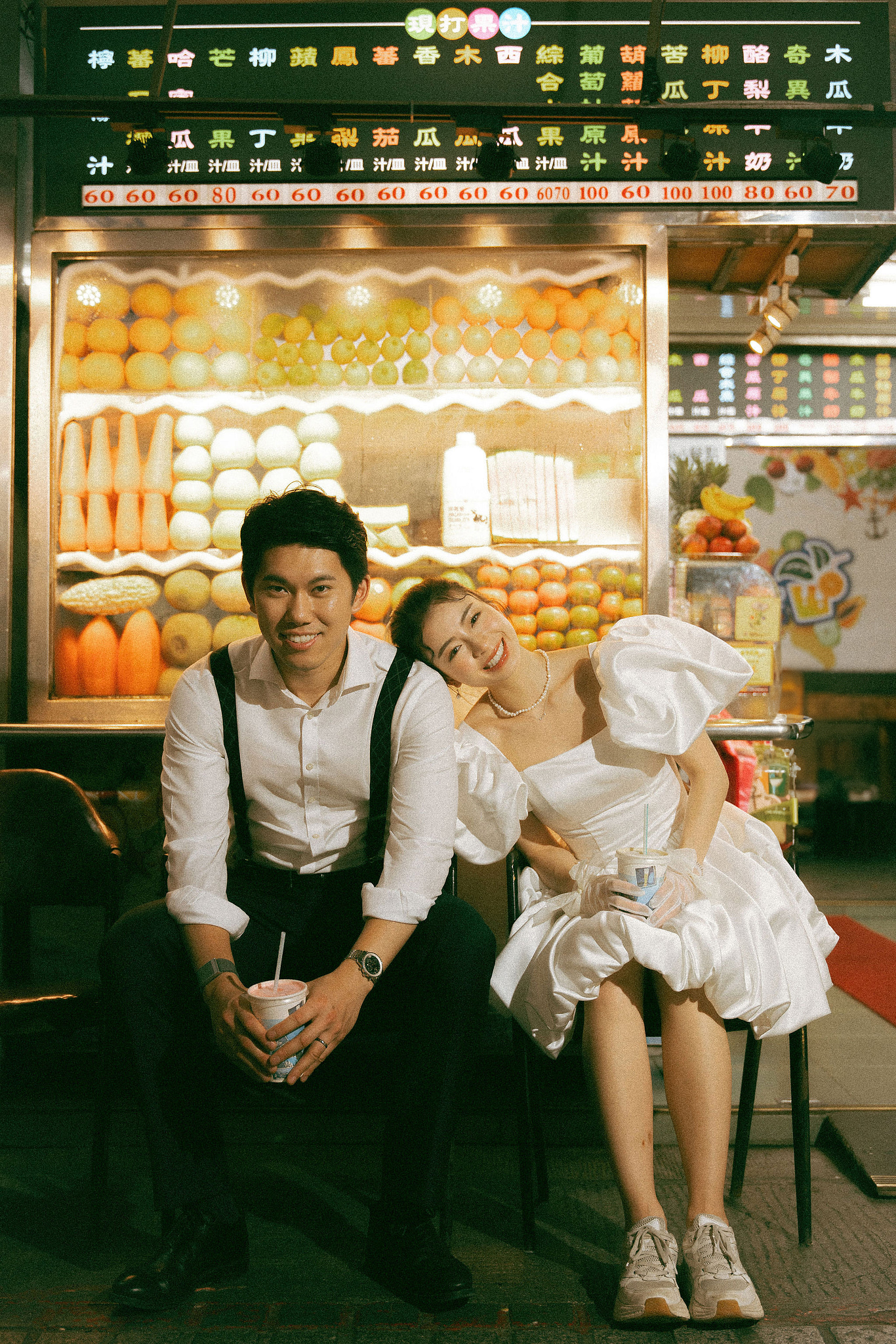 Taiwan Pre-Wedding Photoshoot Traditional Garden Qi Pao Experience Yangmingshan Vintage Night Market Shoot at Night Market pre-wedding photo