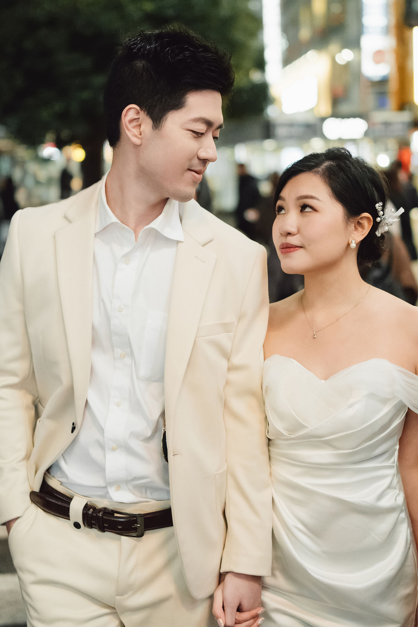 Tokyo Pre-Wedding Photoshoot | Tokyo Shrine, Tokyo Beach & Shibuya at Shibuya pre-wedding photo